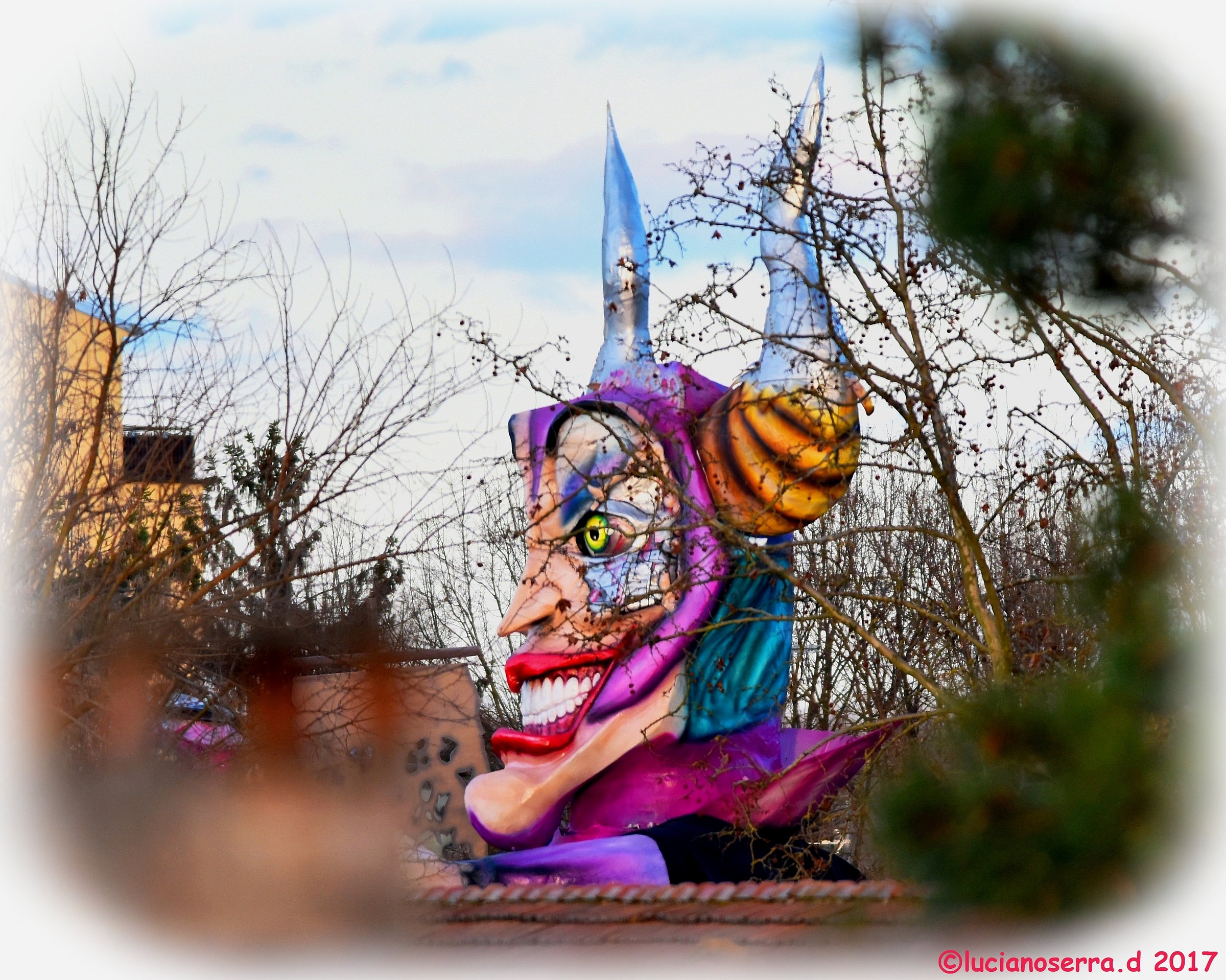 Mon Dieu... un étranger...