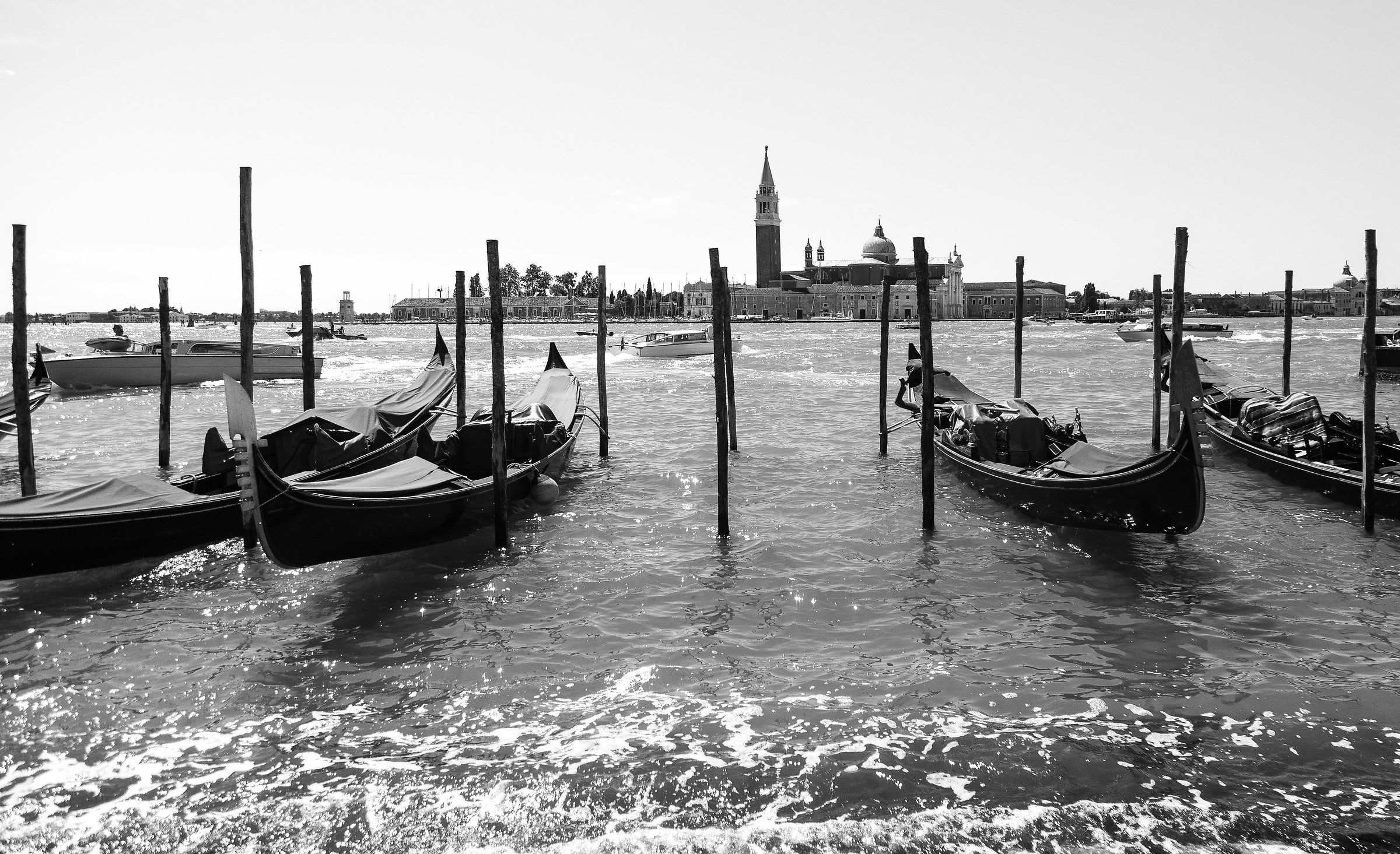 il Mare, venezia