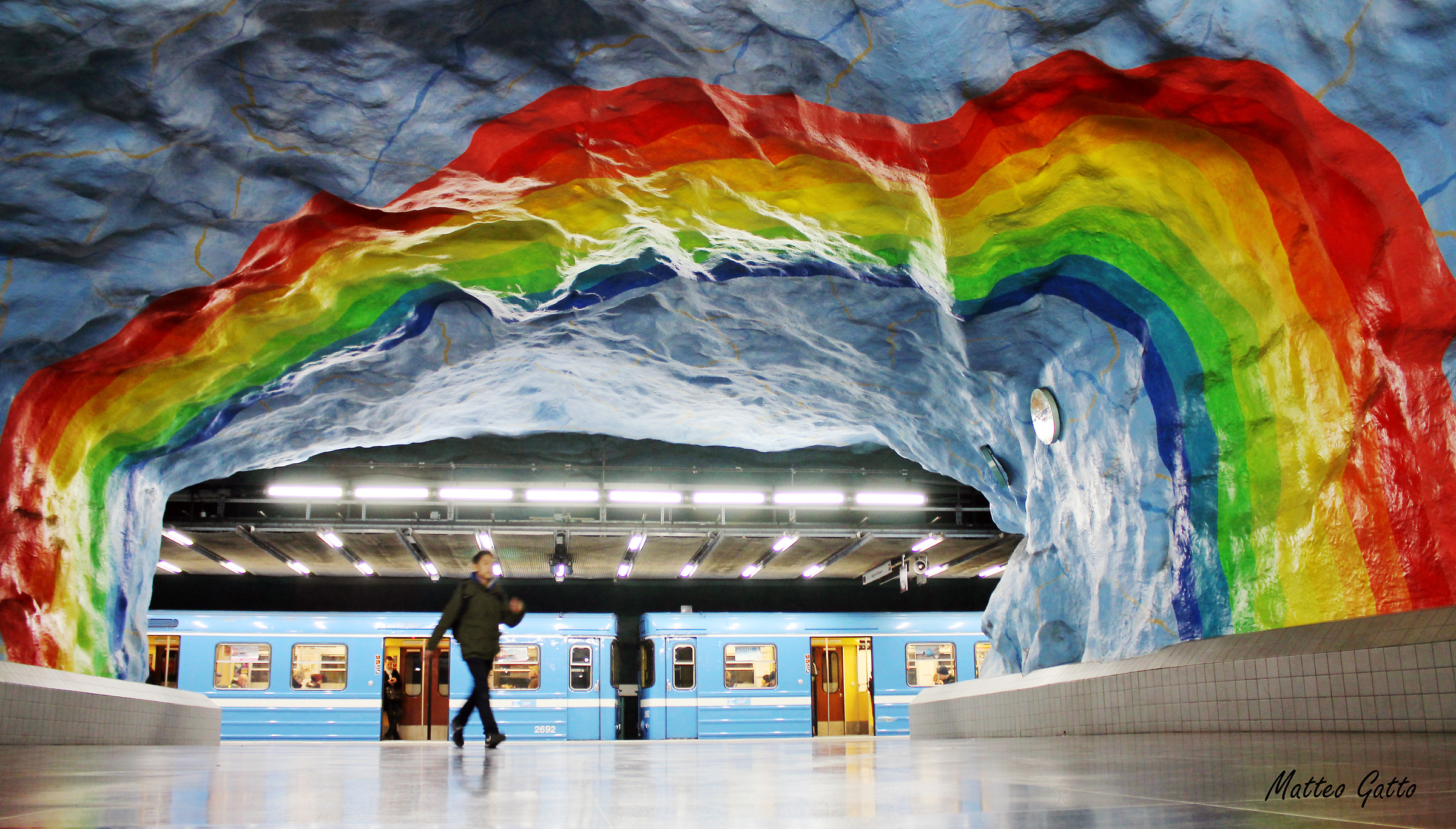 The rainbow of Stadion station
