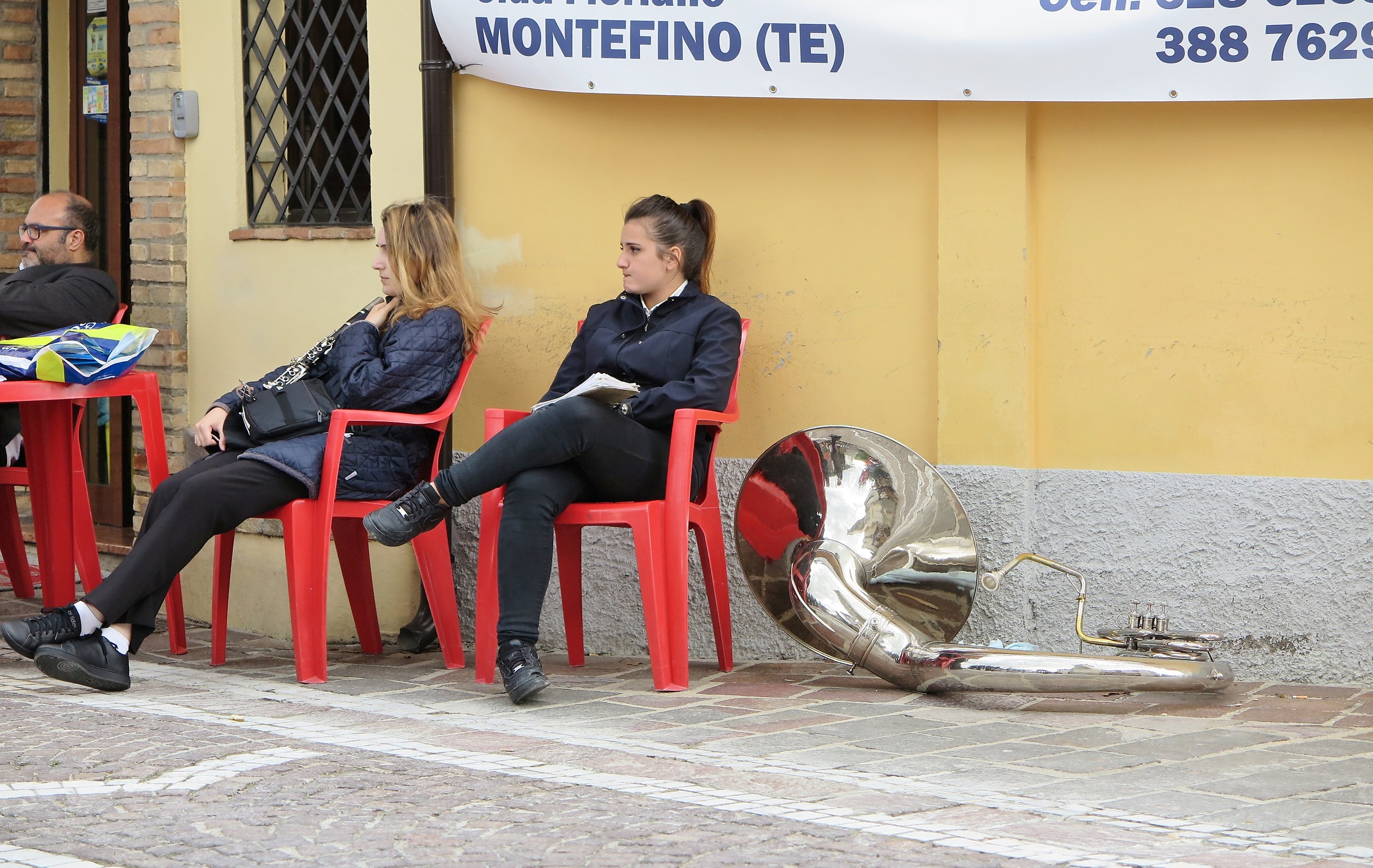 Musician with a great tool.