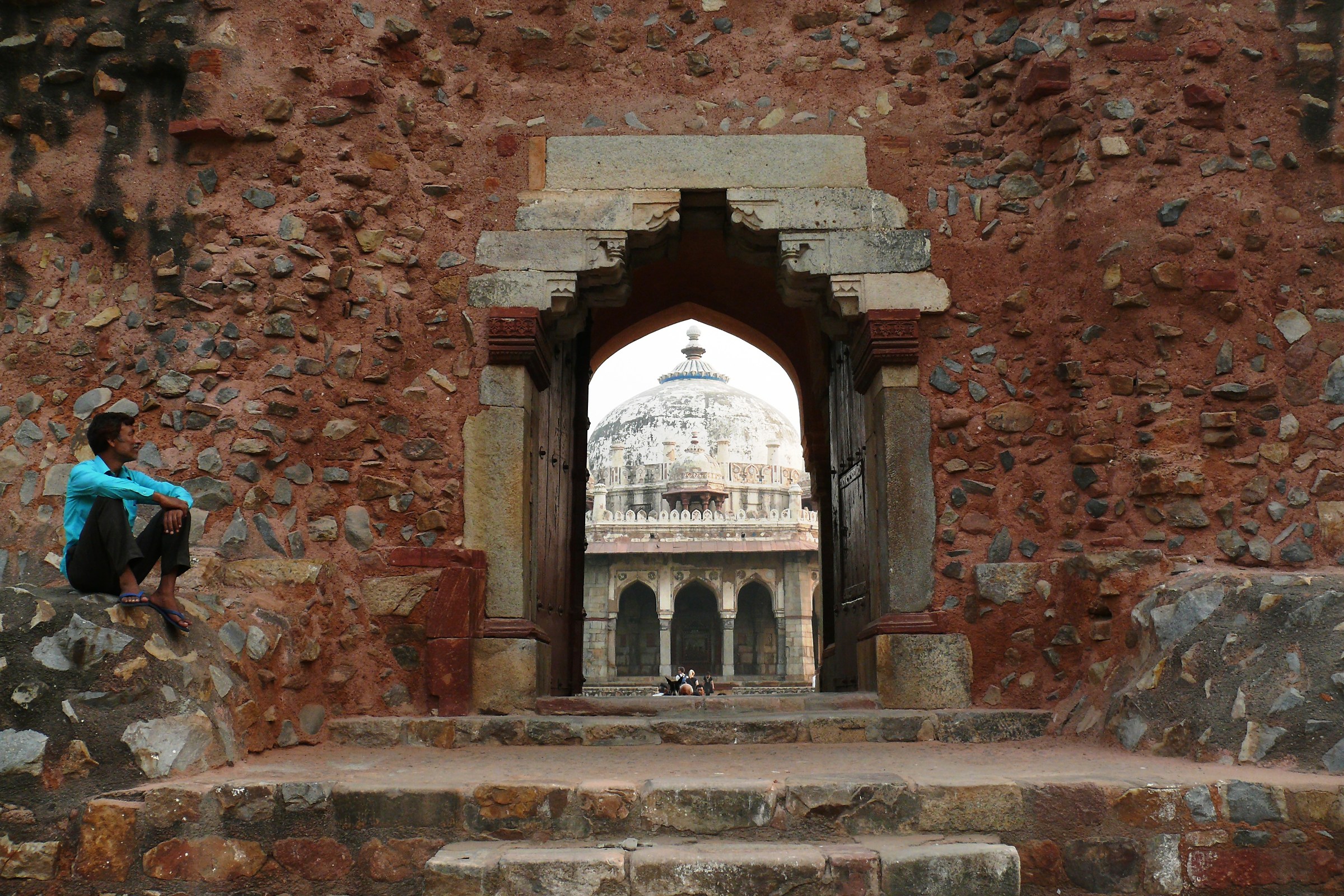 Majestic ruins in Delhi