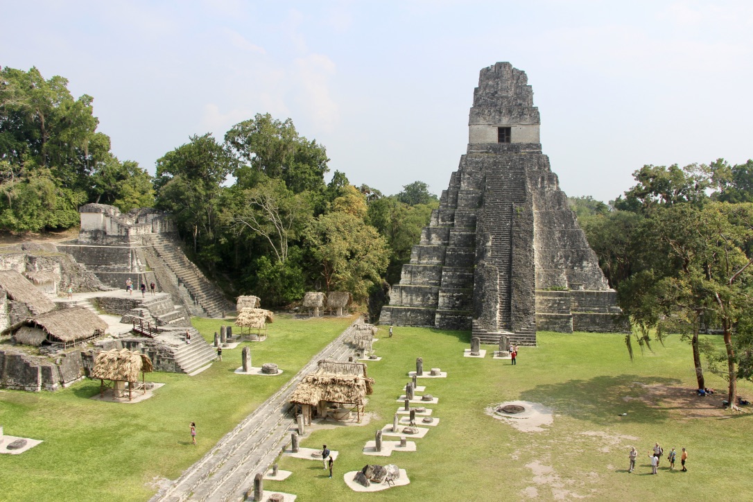 Guatemala Tikal la piazza