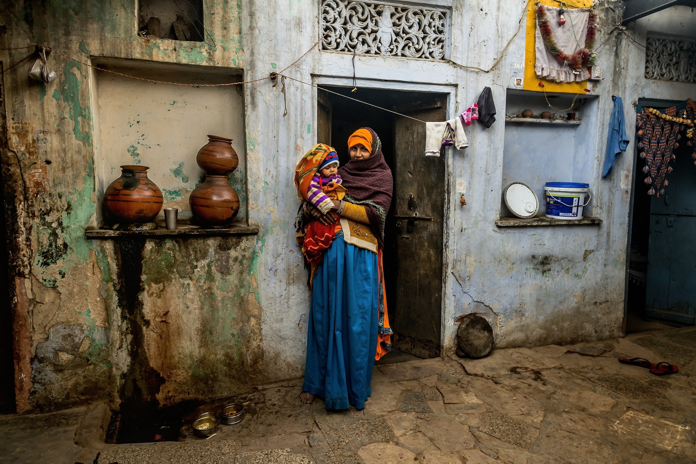 Rajasthan 2017 - In un cortile di un piccolo villaggio