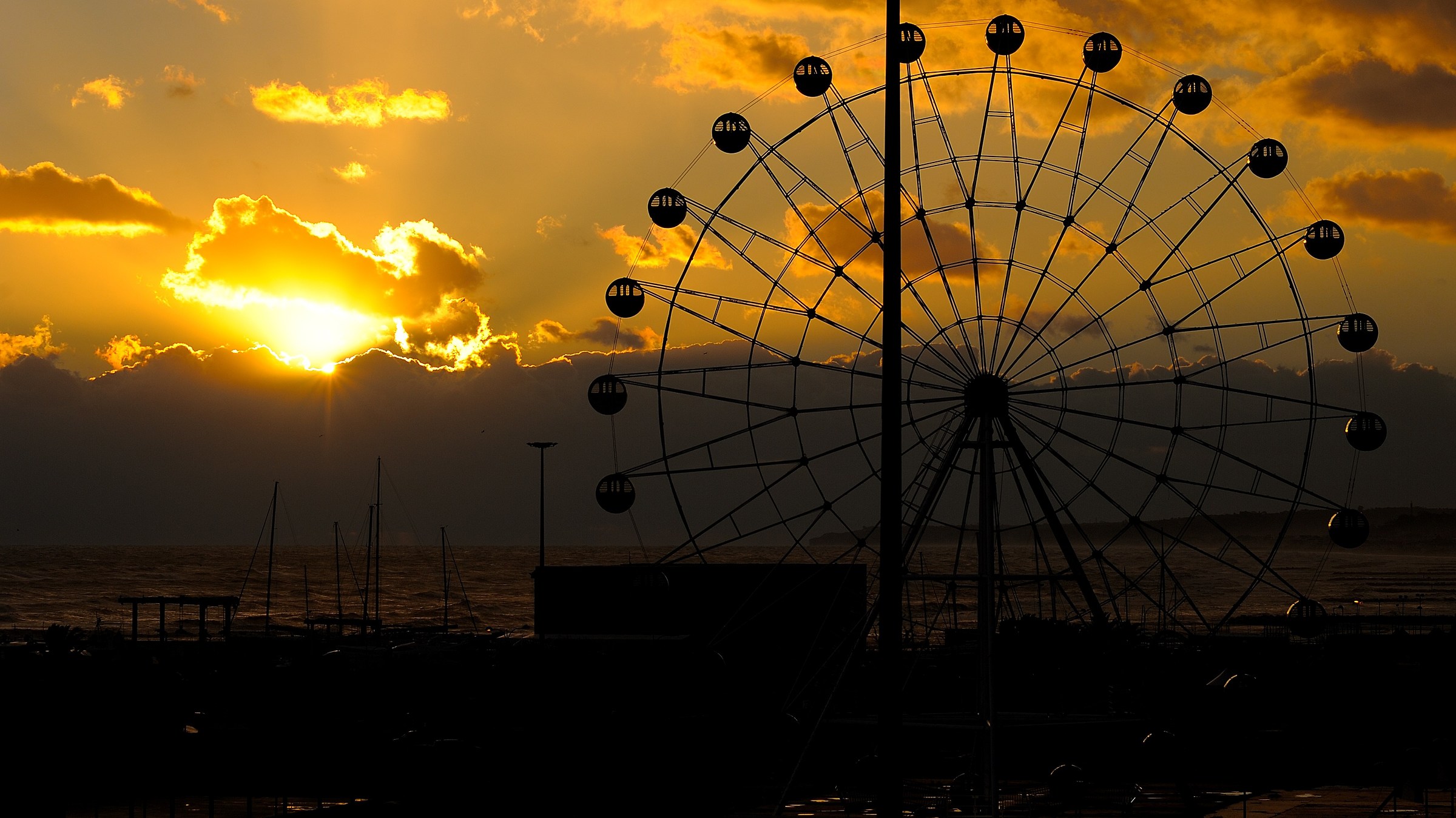 The wheel greets the rising sun