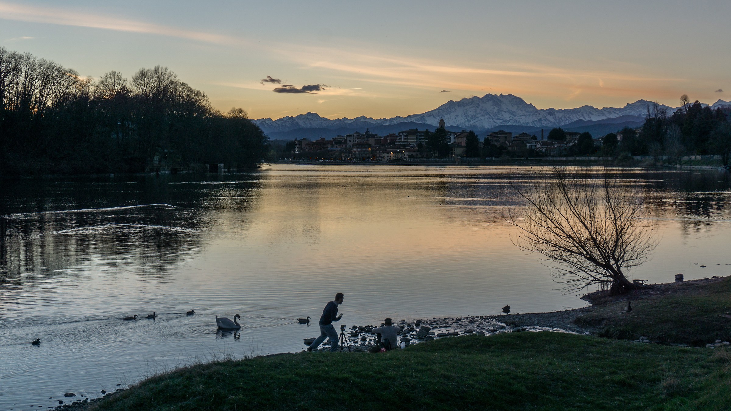 Friday, March 10, 2017, 18:32:56.