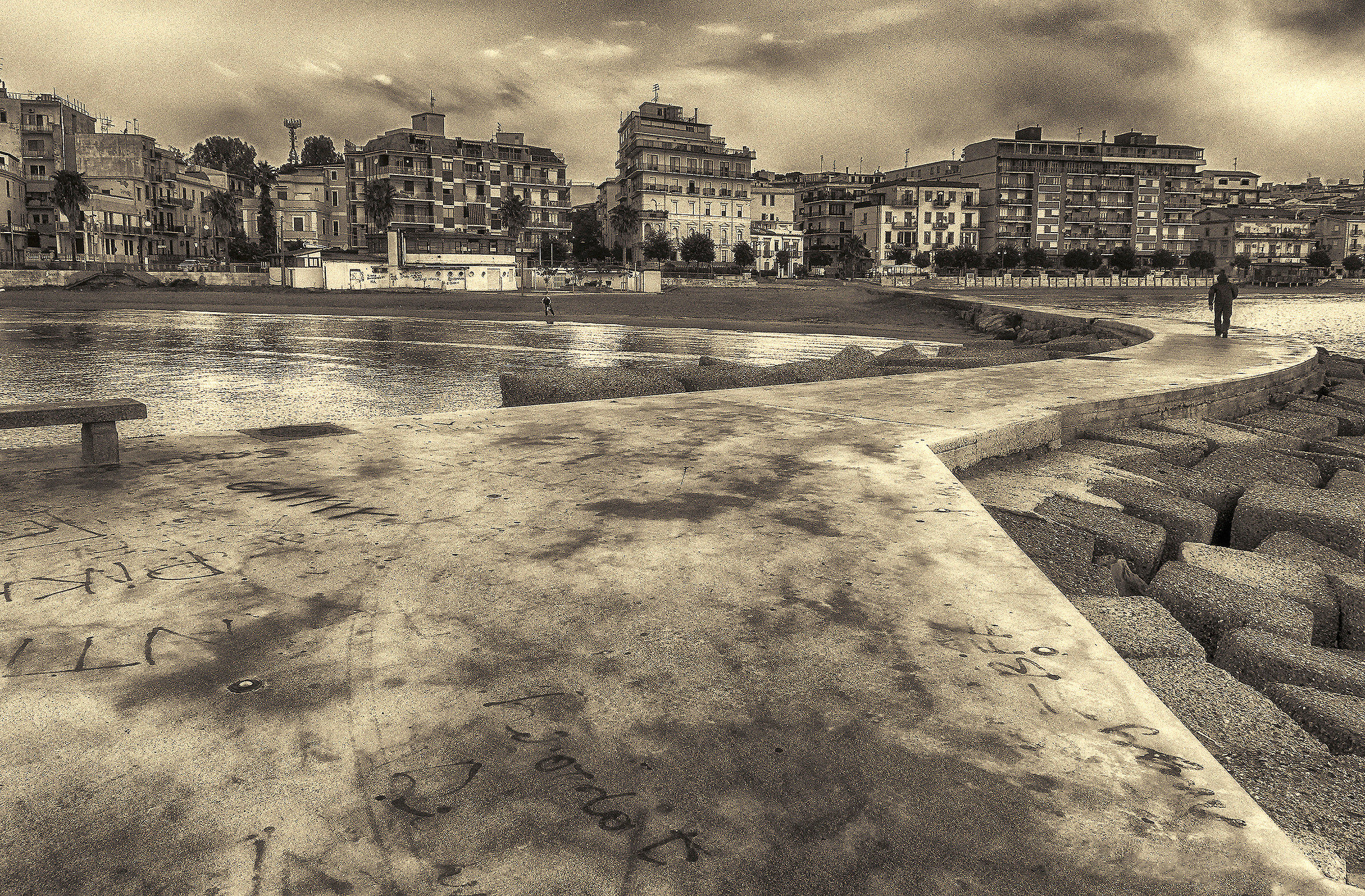 Walk on the catwalk!