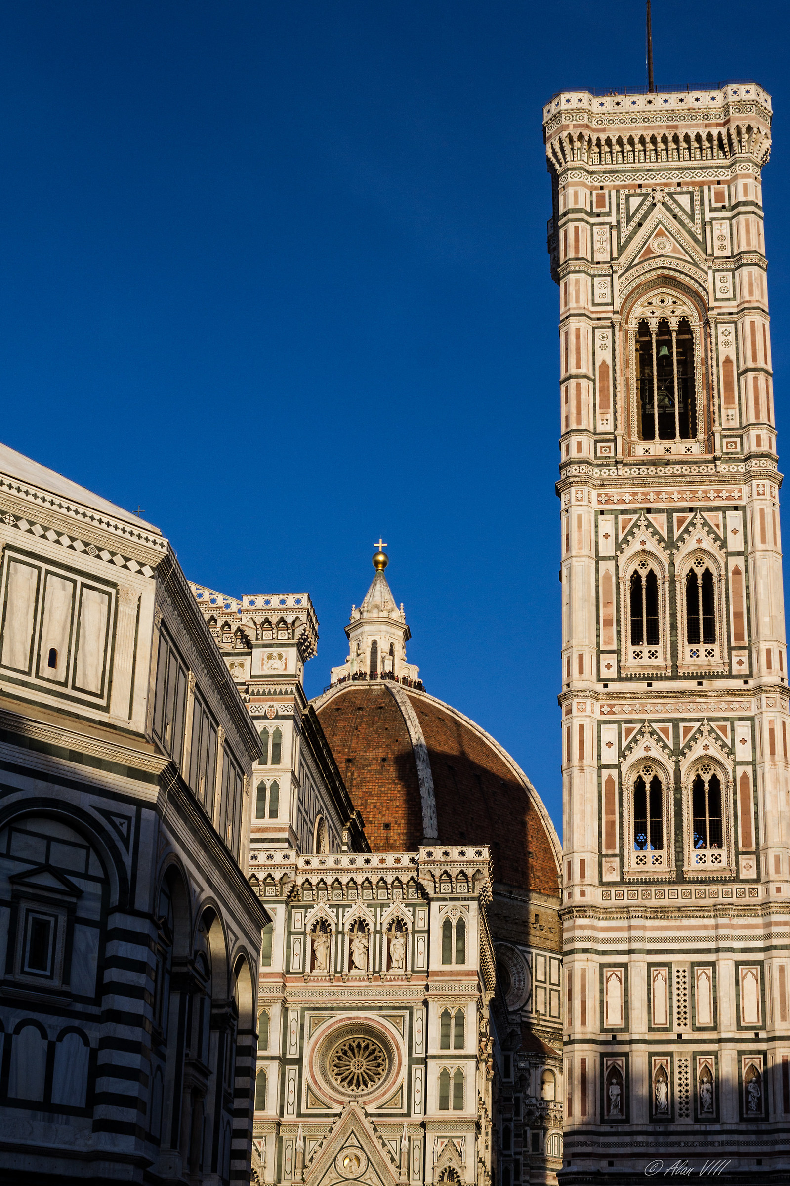 Il fascino del tardo pomeriggio omaggia il Campanile