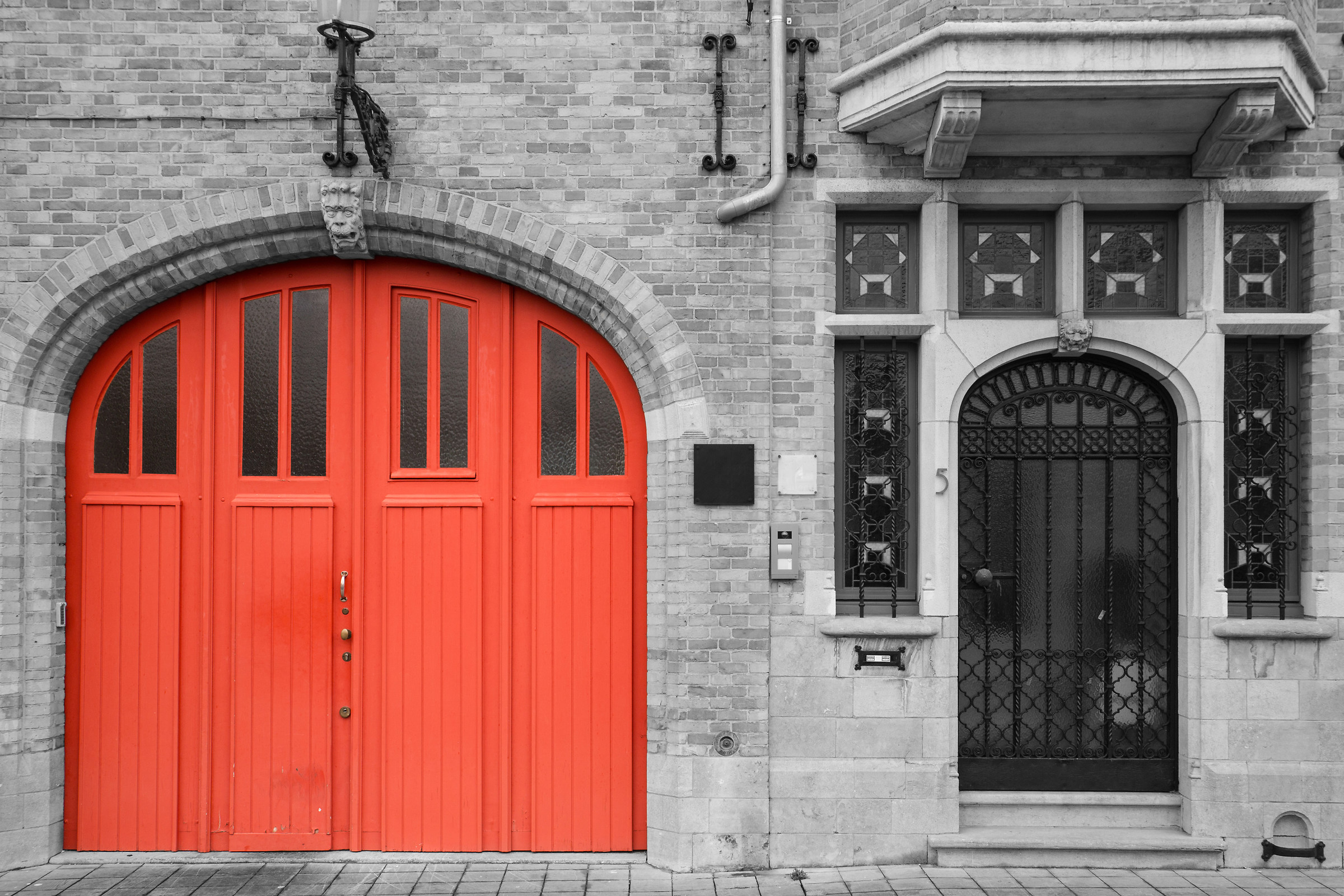 red door