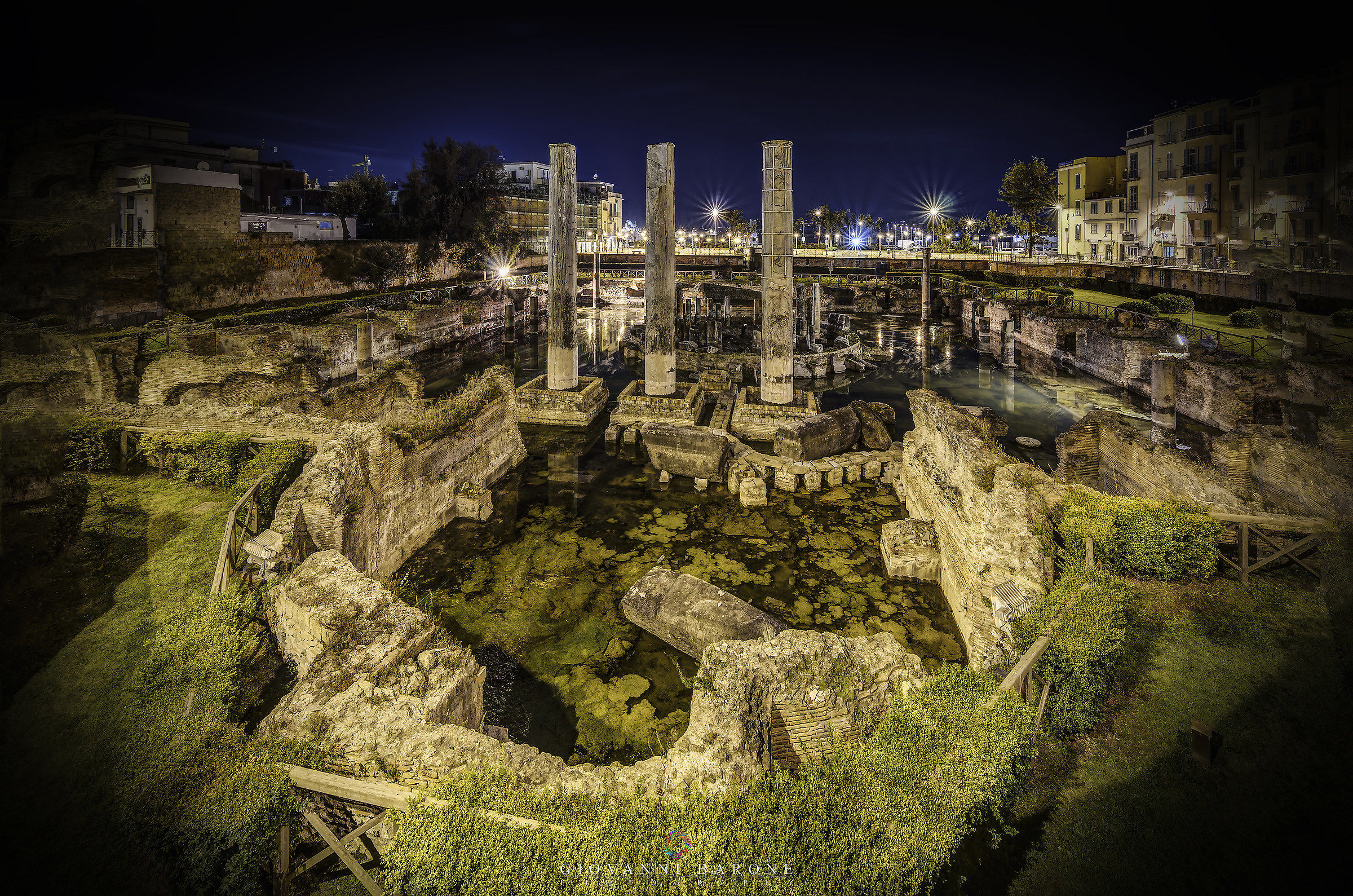 Temple of Serapis "Pozzuoli" (na)