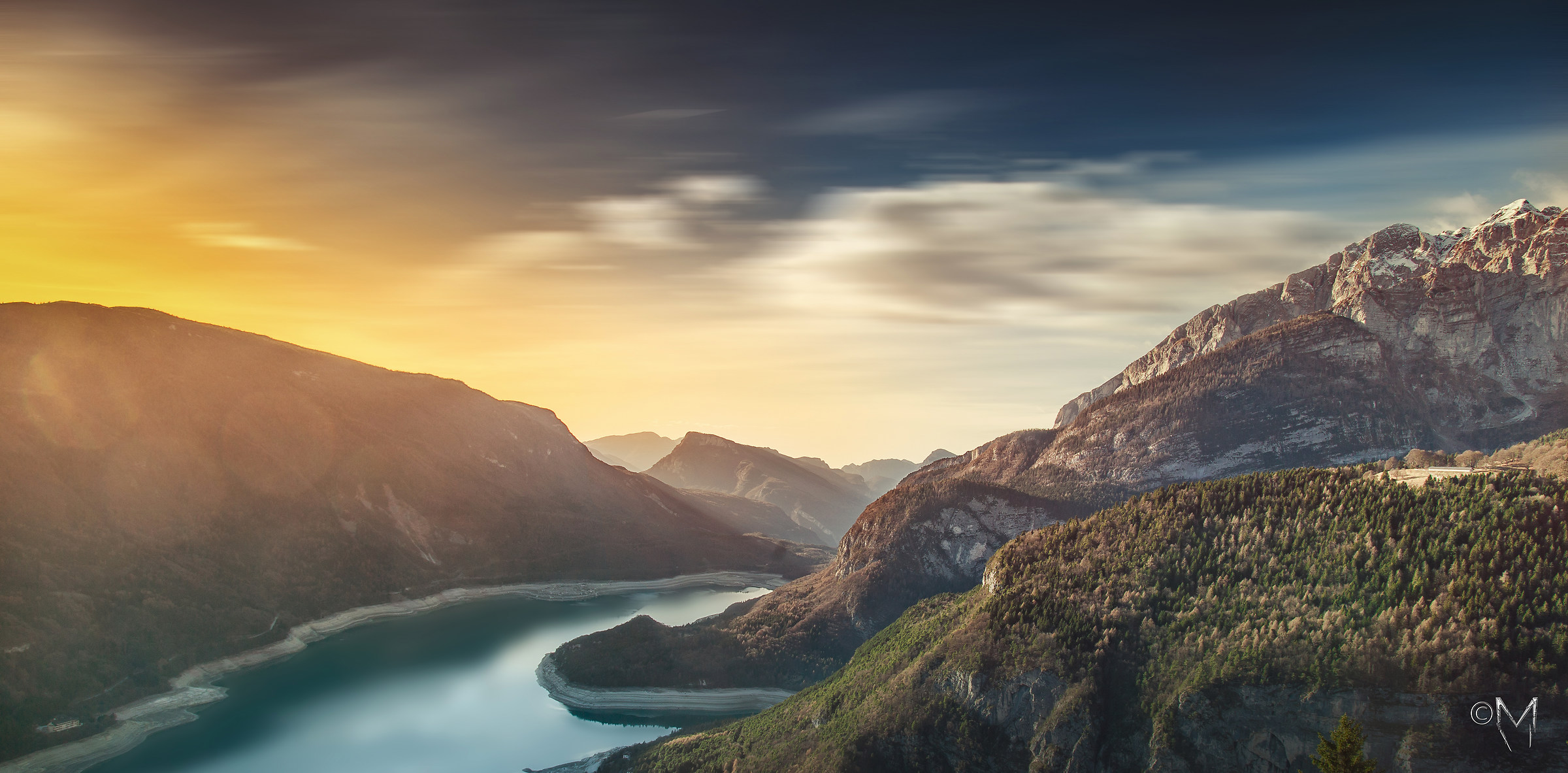 Lago di Molveno al tramonto