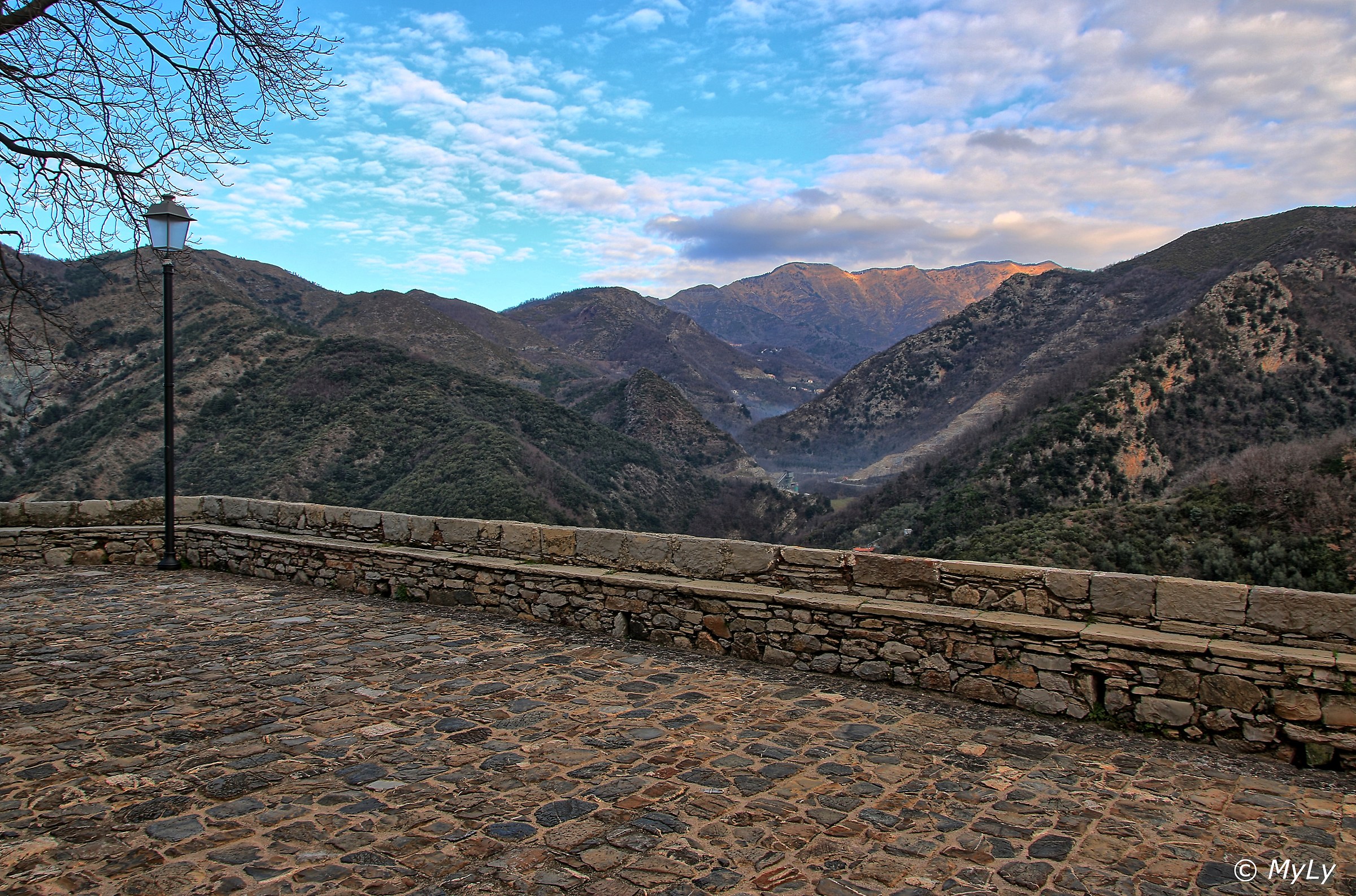 Una terrazza sulla valle