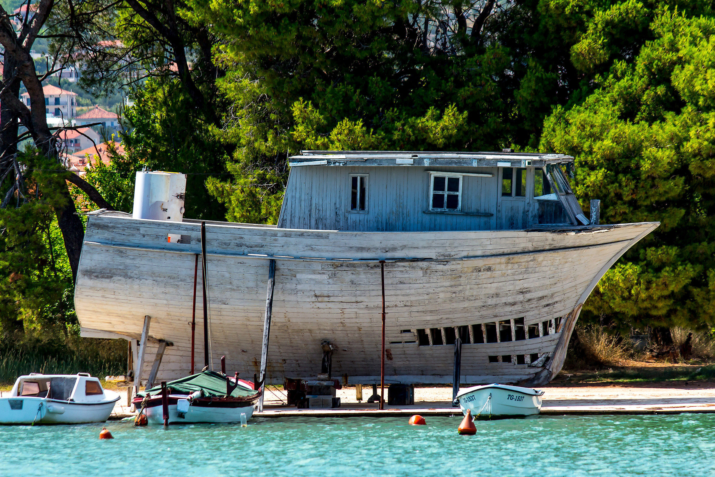 Fishing boat abandoned, Trogir.