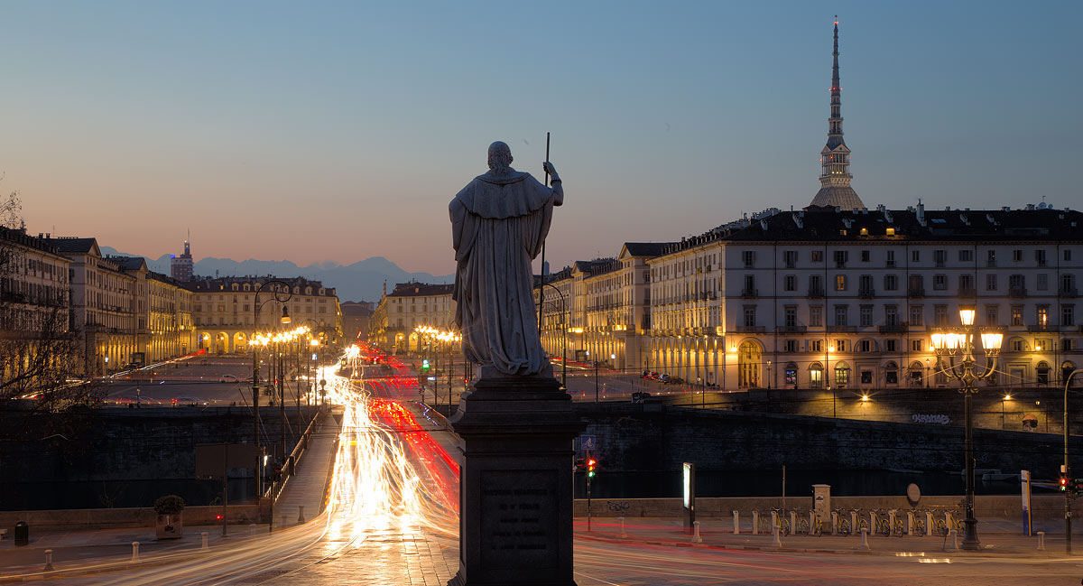 Vista dalla Gran Madre su Piazza Vittorio e sulla Mole