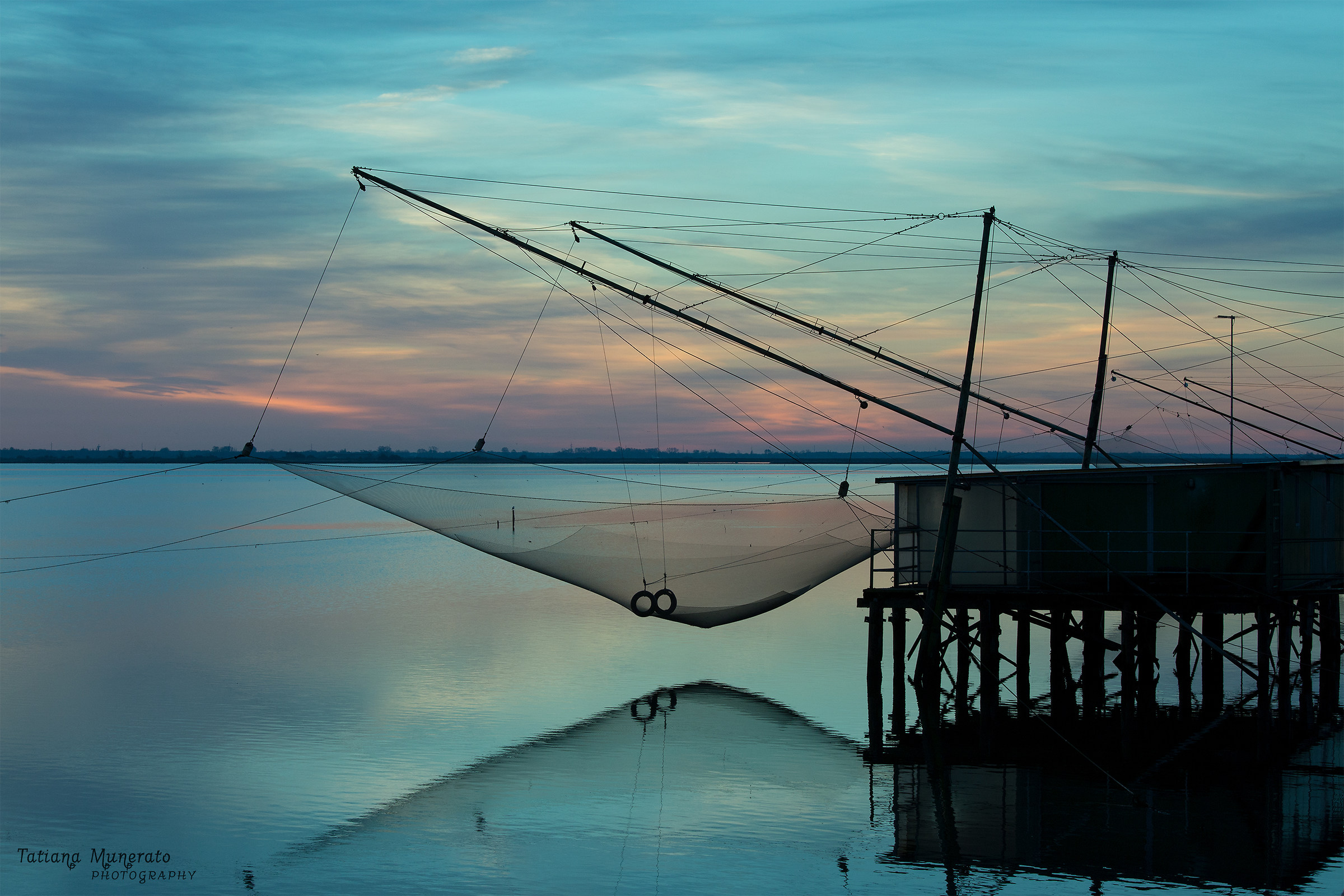 Alba di novembre nelle Valli di Comacchio