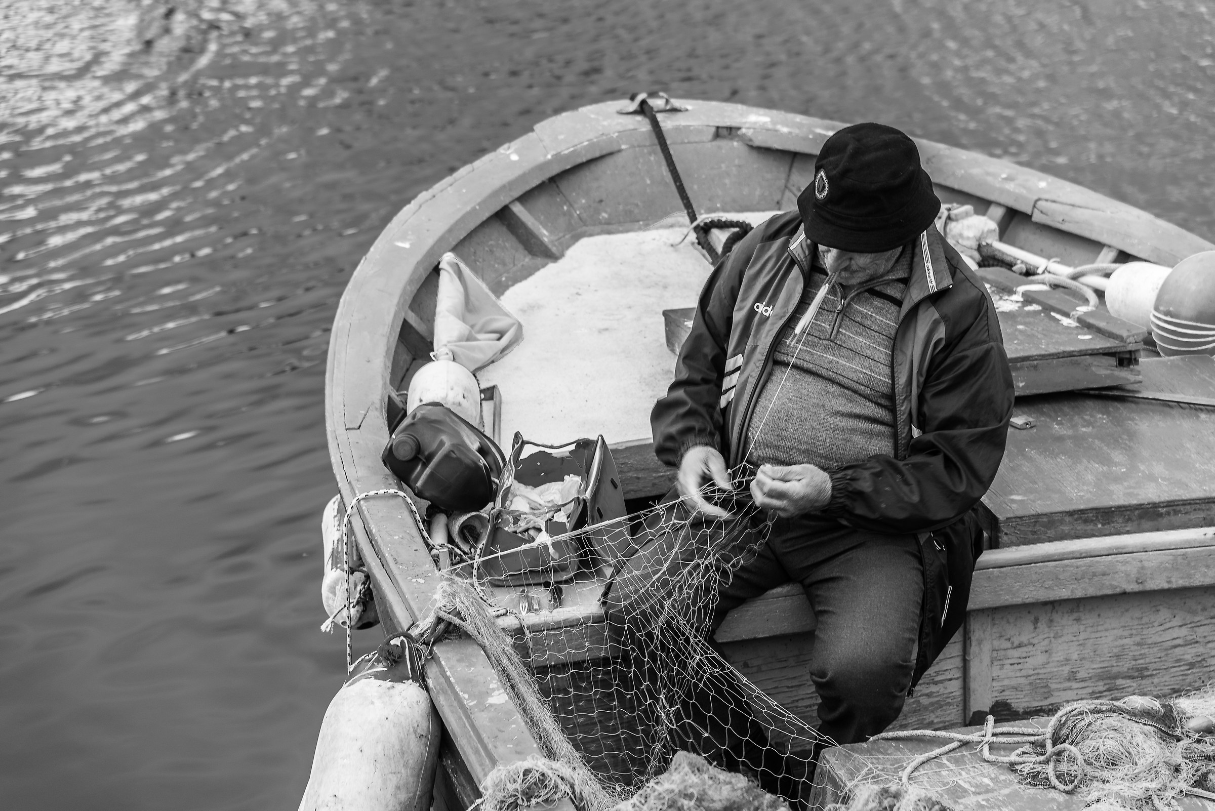 The art of repairing their nets 2