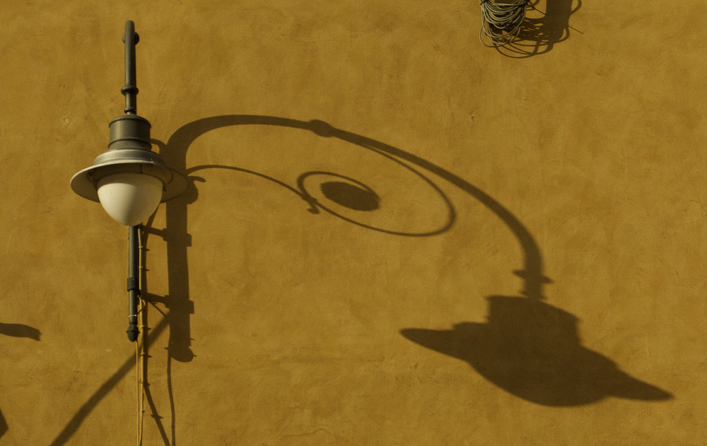 Particolare piazzetta municipale a Ferrara