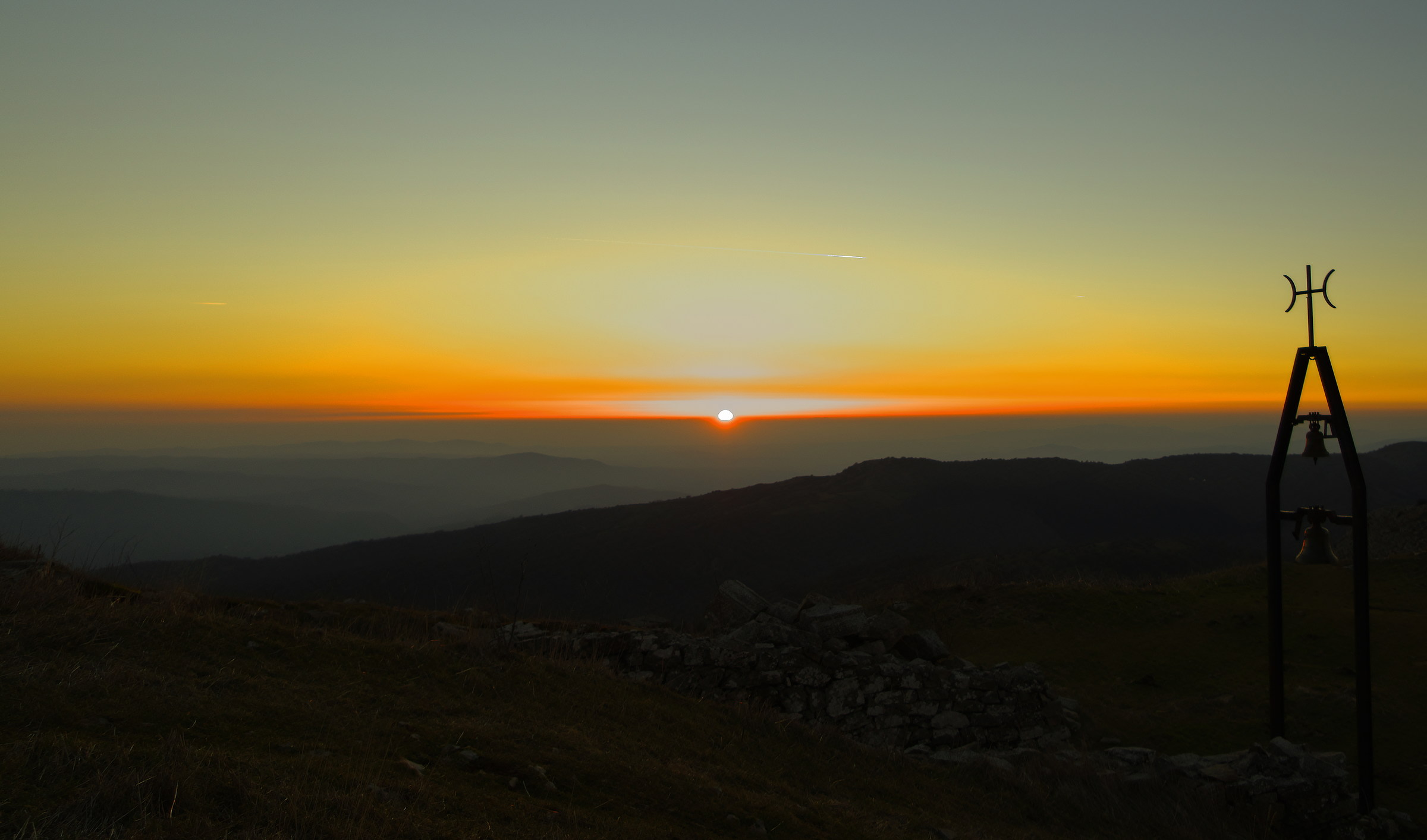 The last light on Mount Labro