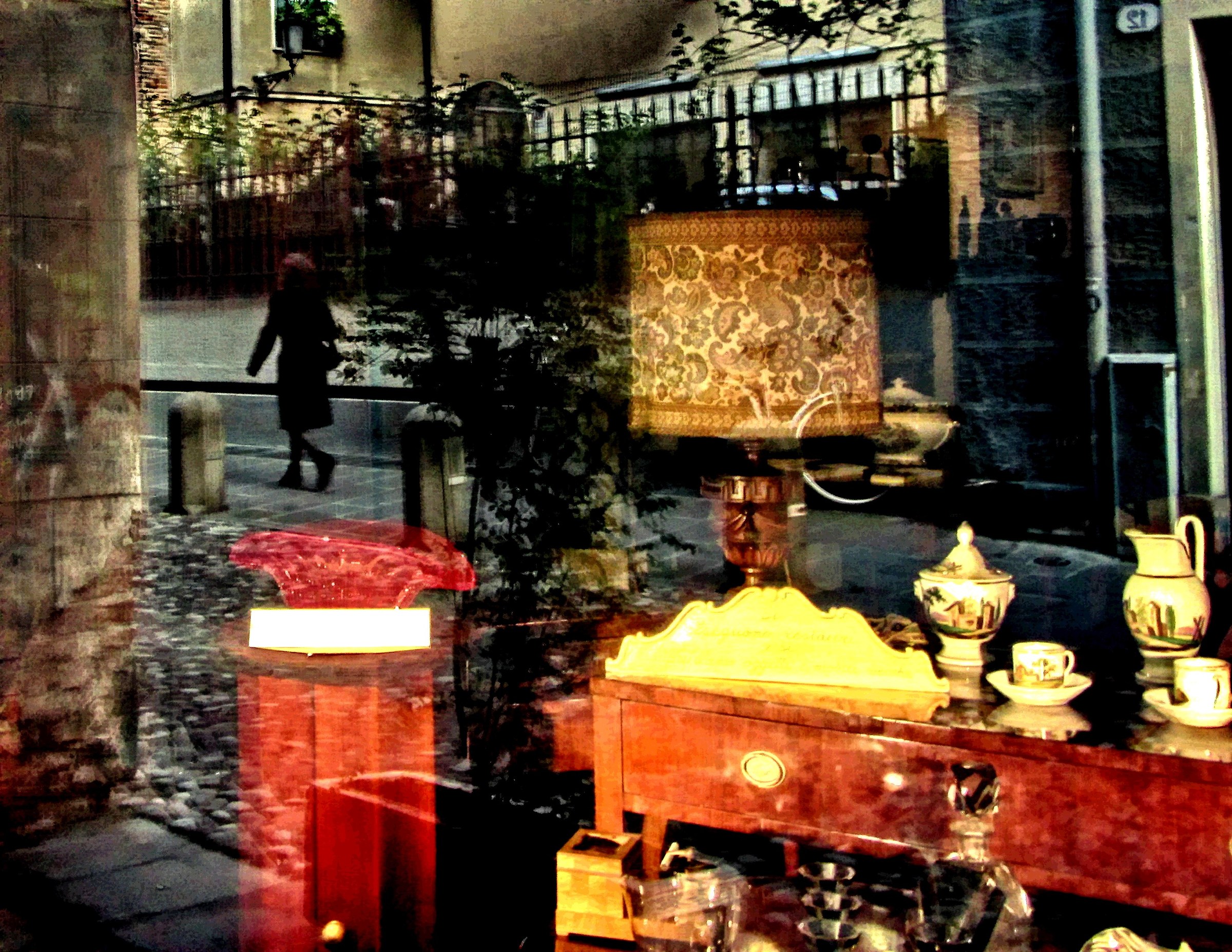 riflessi nell'antico ghetto