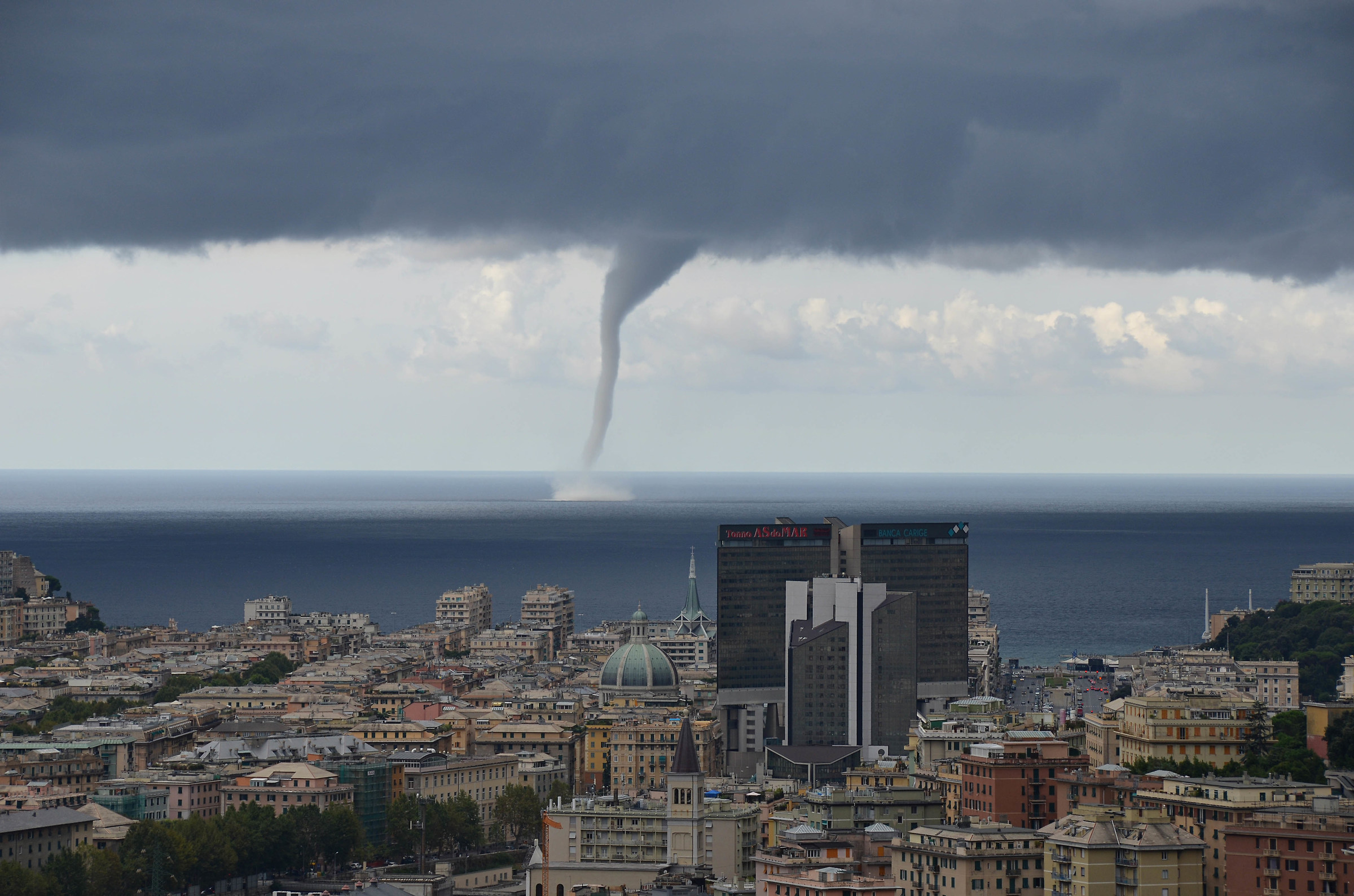 Waterspout of Genoa 08/15/2015