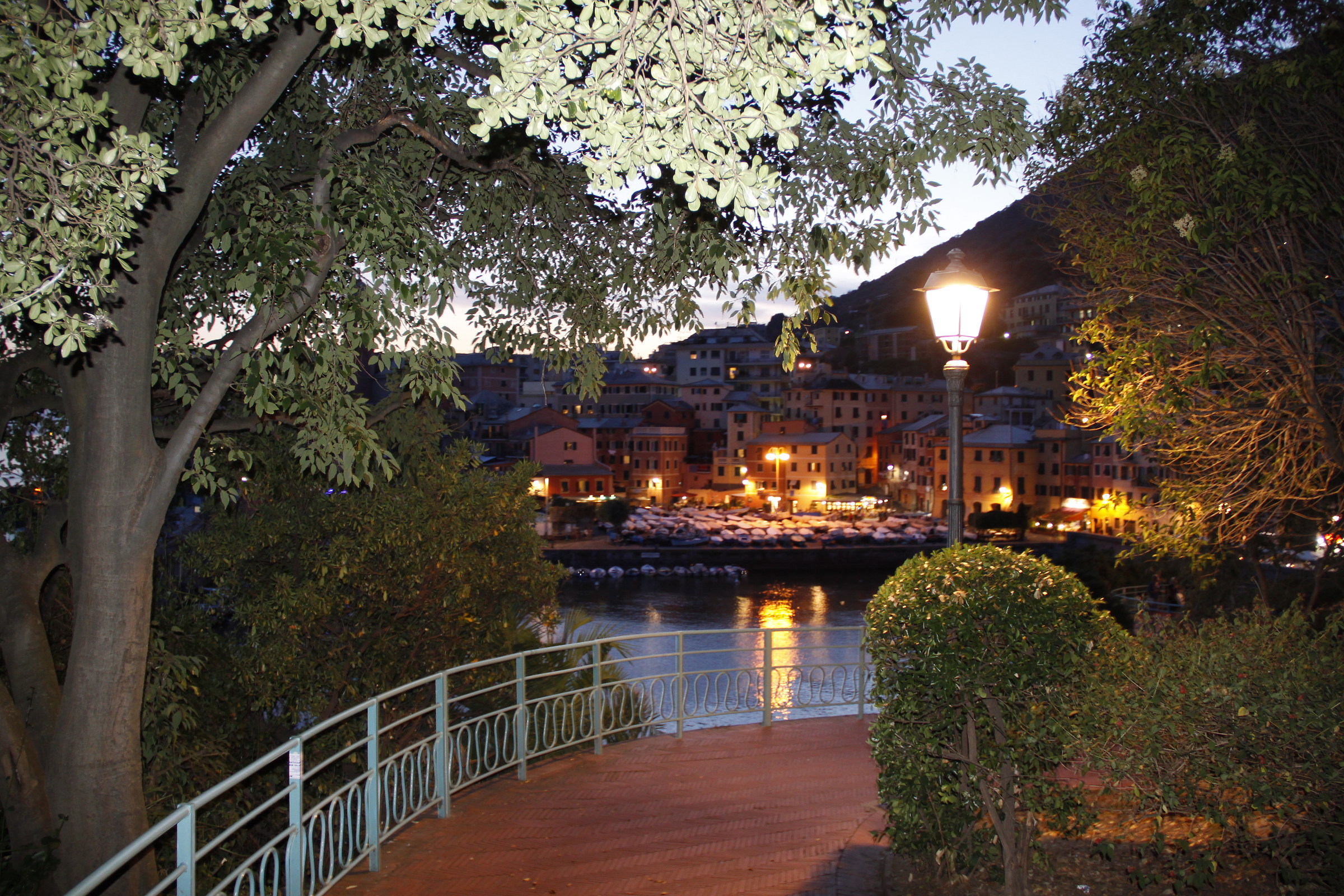 Walk under the stars "Nervi" Ge