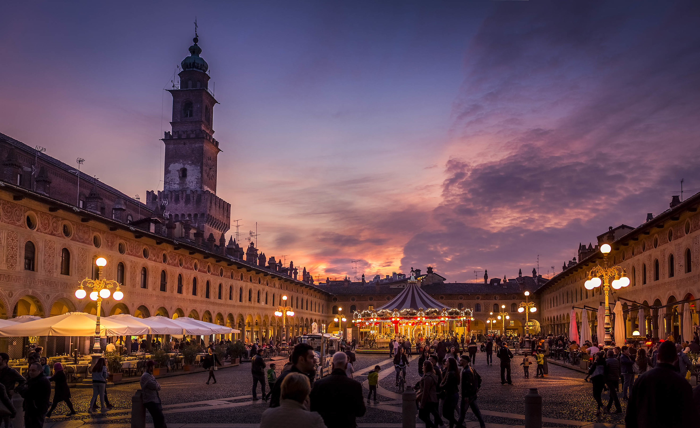 Sunset in the square.