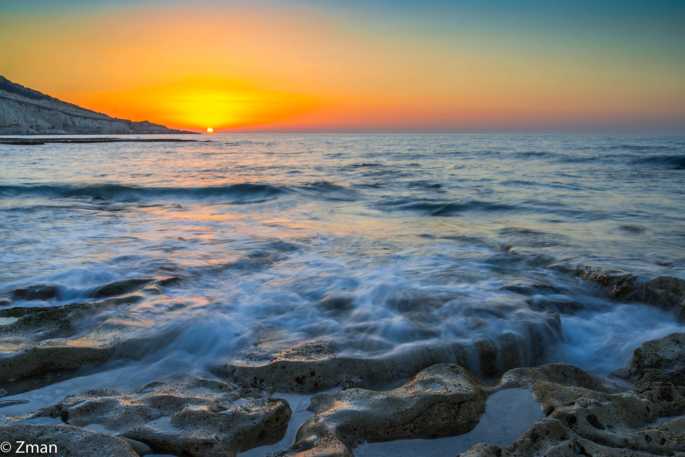 Al Tramonto a Naqourah