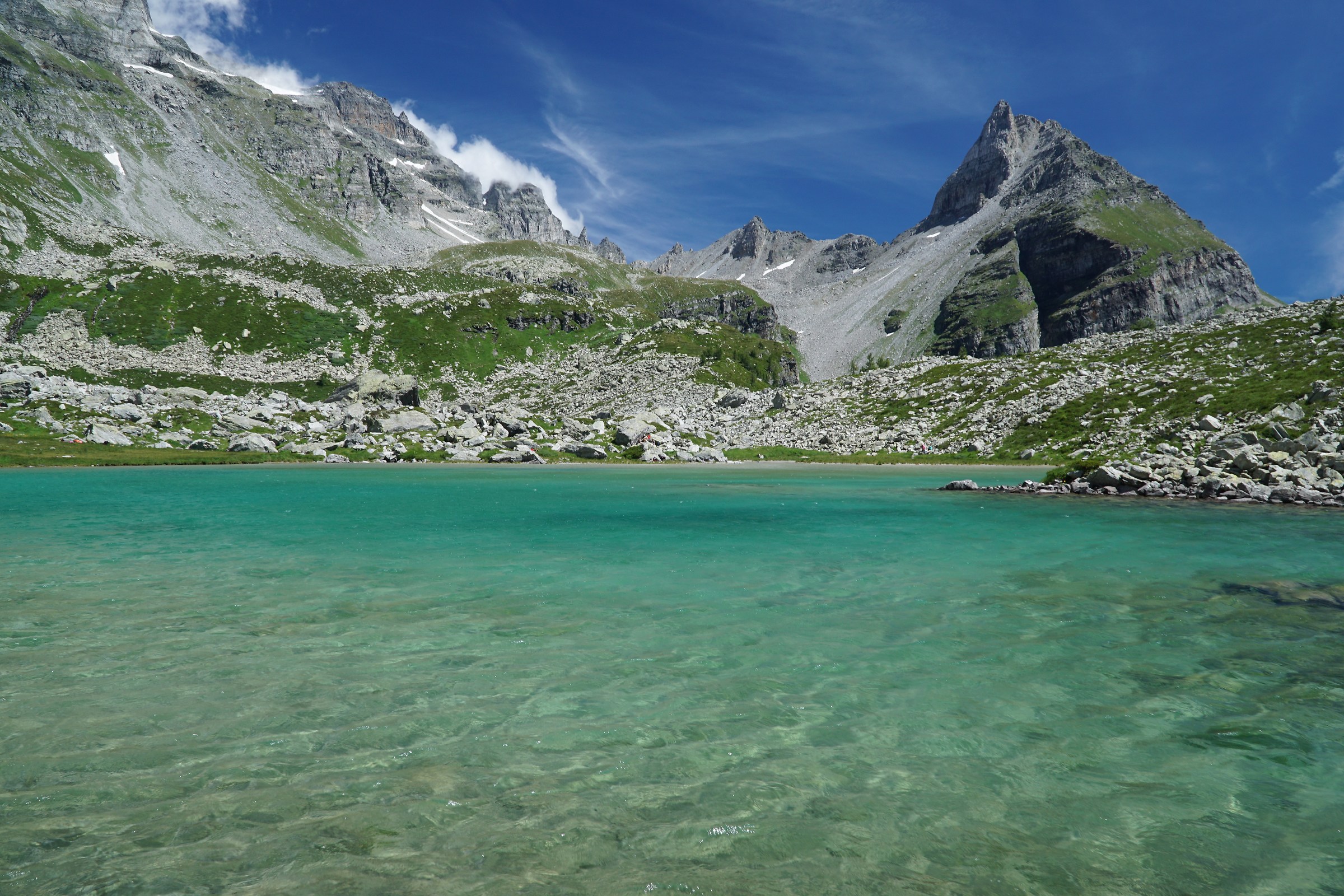 Lago bianco all ' alpe Veglia