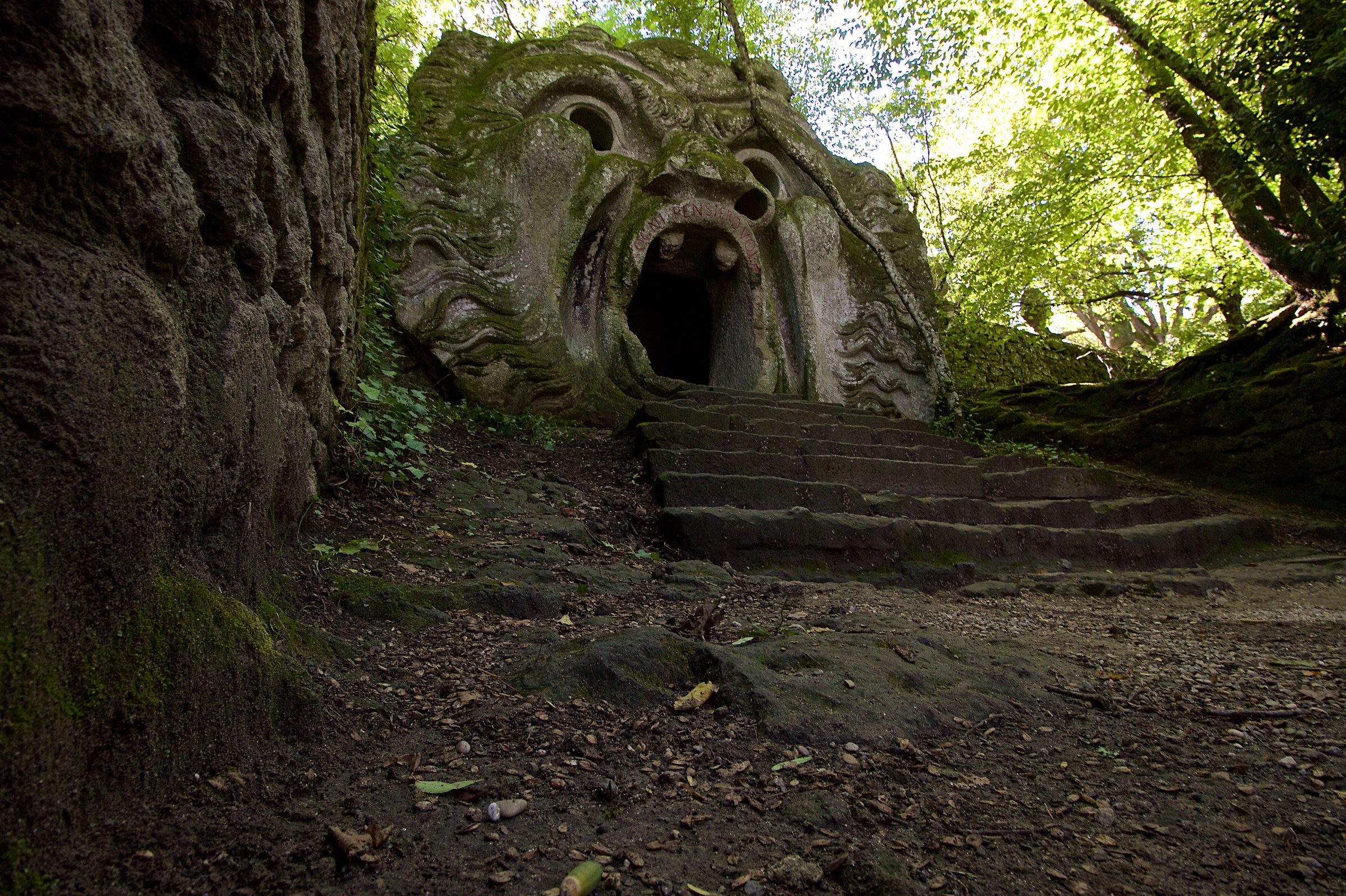 l'orco - parco dei mostri di Bomarzo