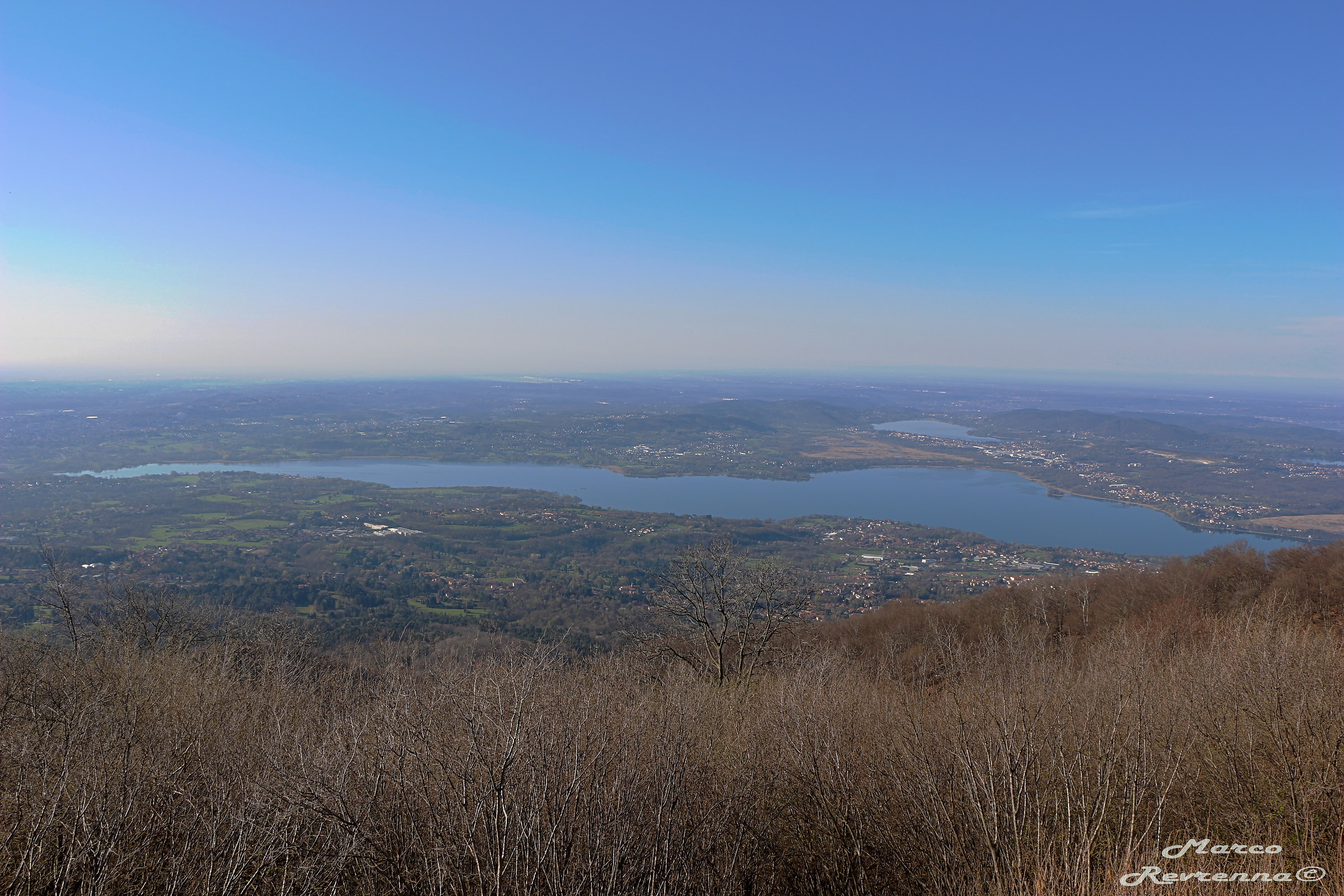 Panoramica sul lago di Varese