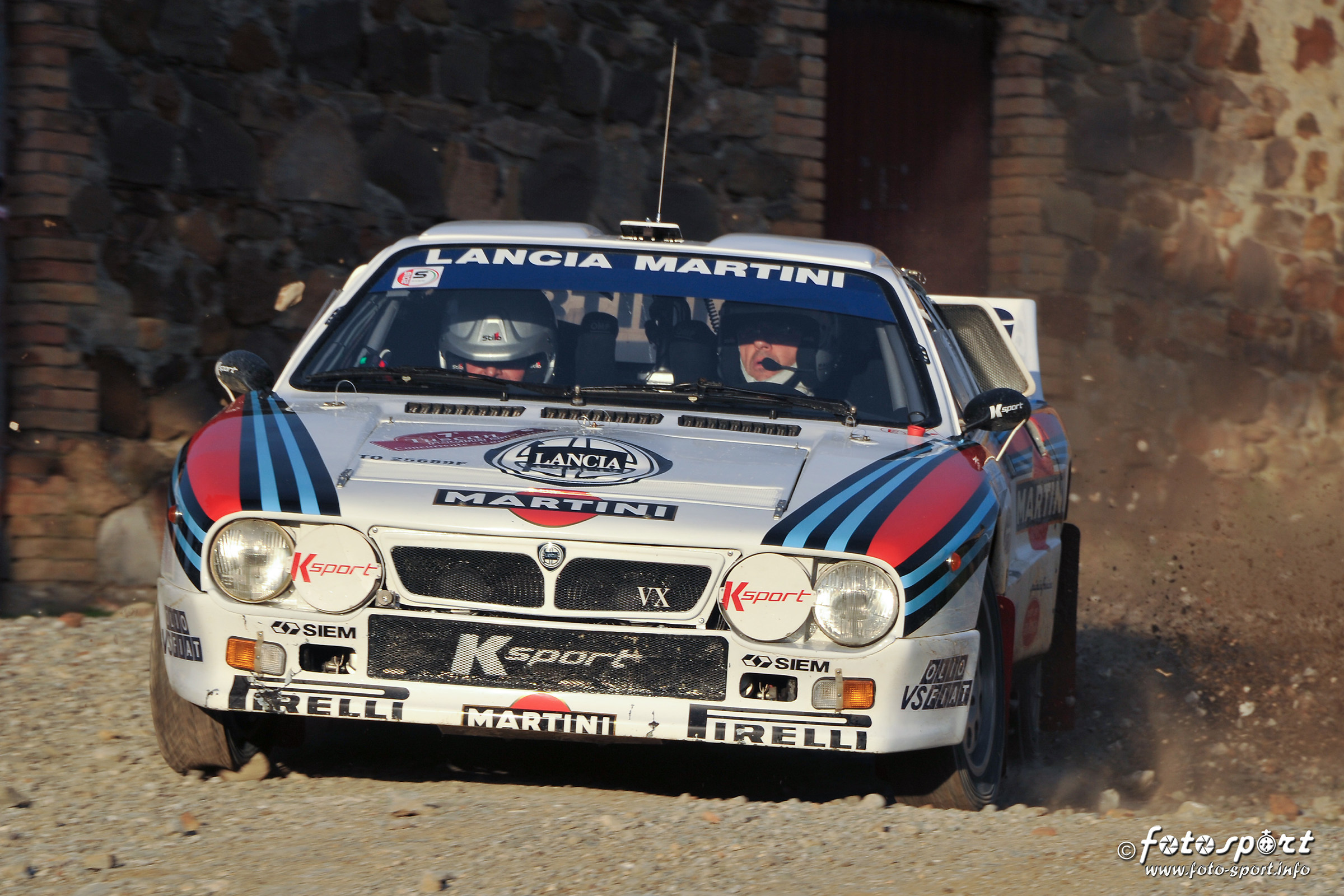 Lancia 037