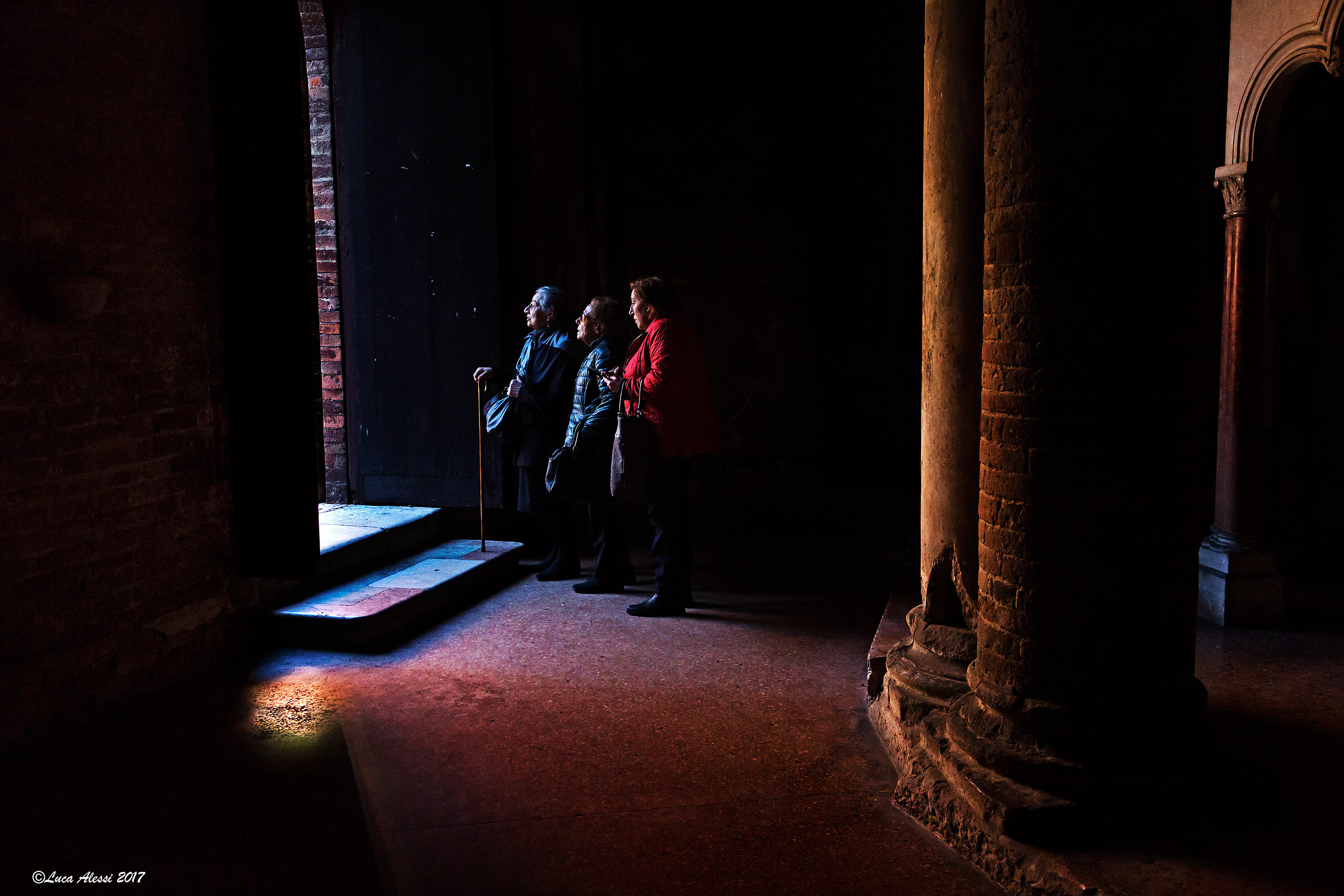 Dialogue with the light