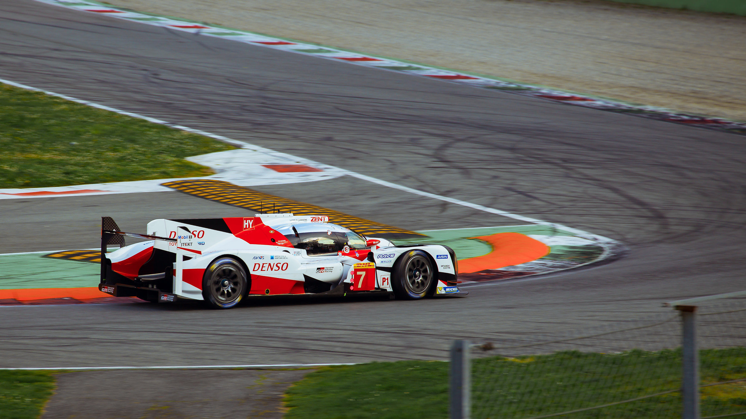 Toyota lmp1 in prima variante