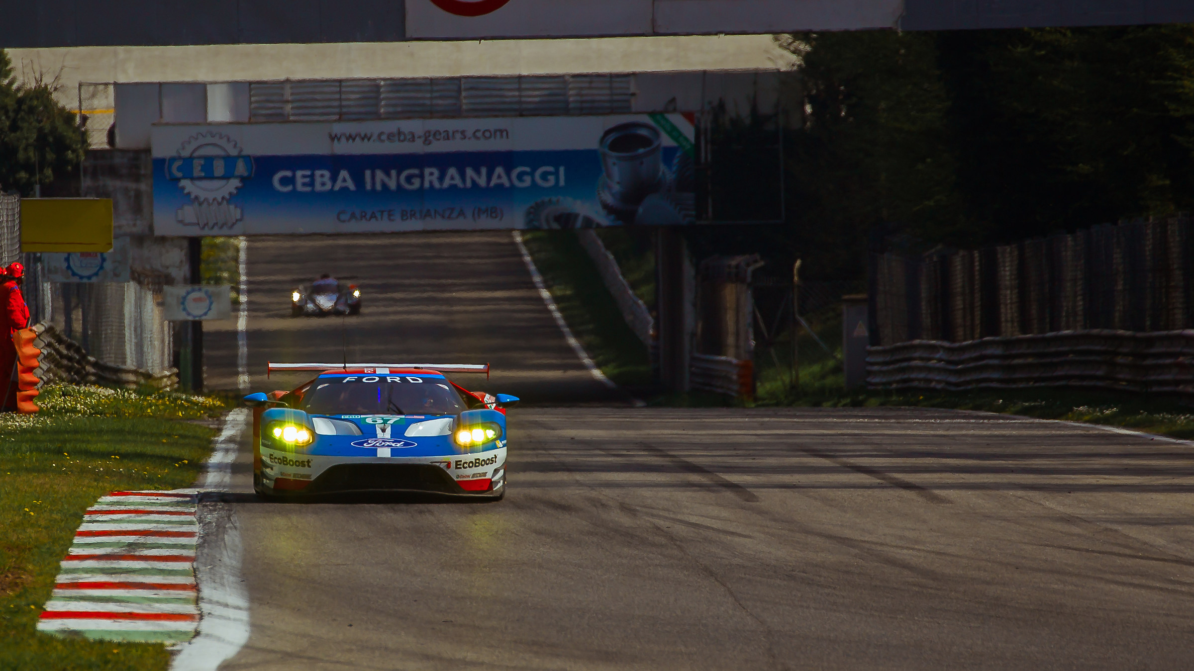 Ford GT in staccata alla Ascari