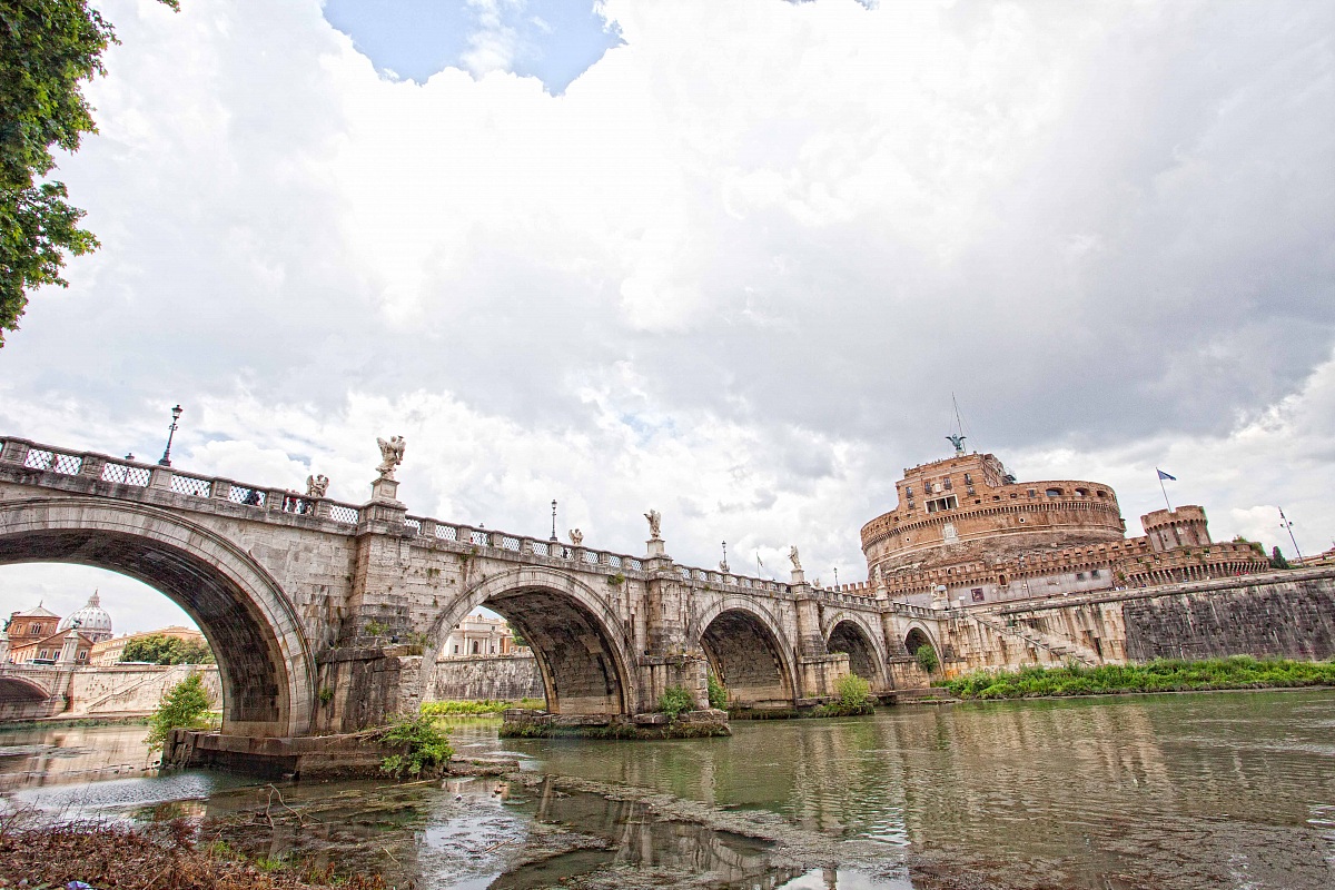 Ponte Sant'Angelo ...