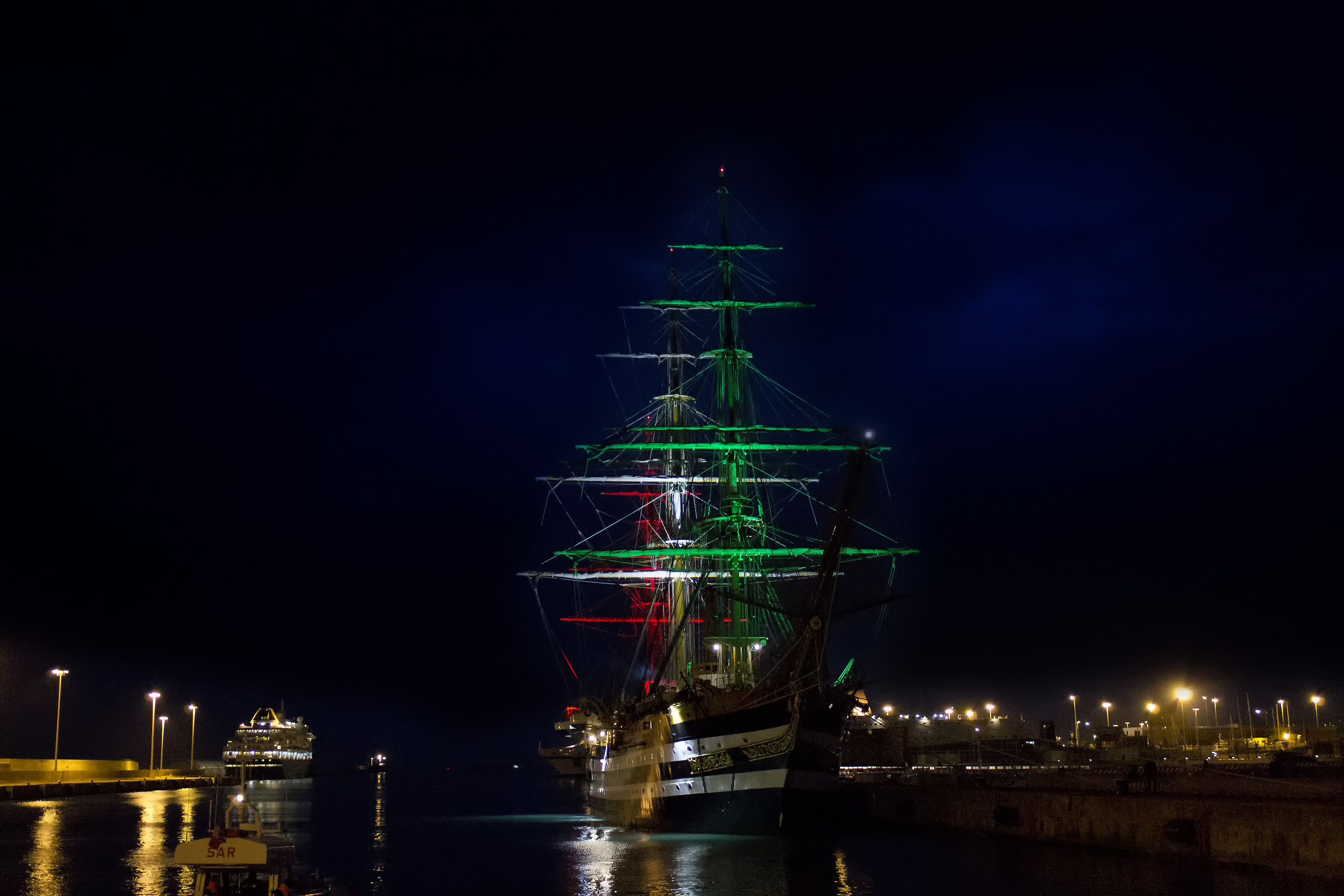 Amerigo Vespucci by night