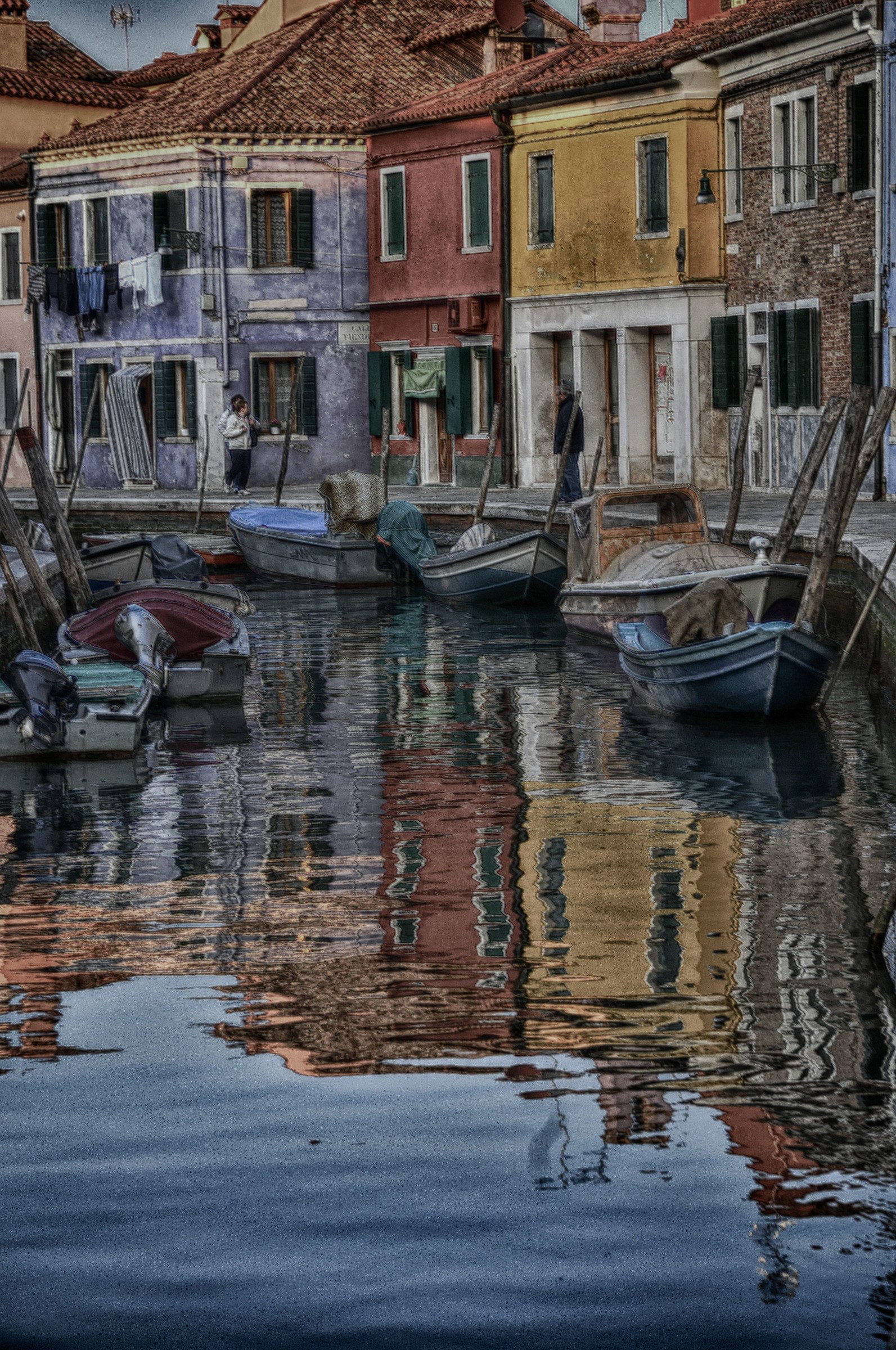 Riflessi sul canale, Isola di Burano