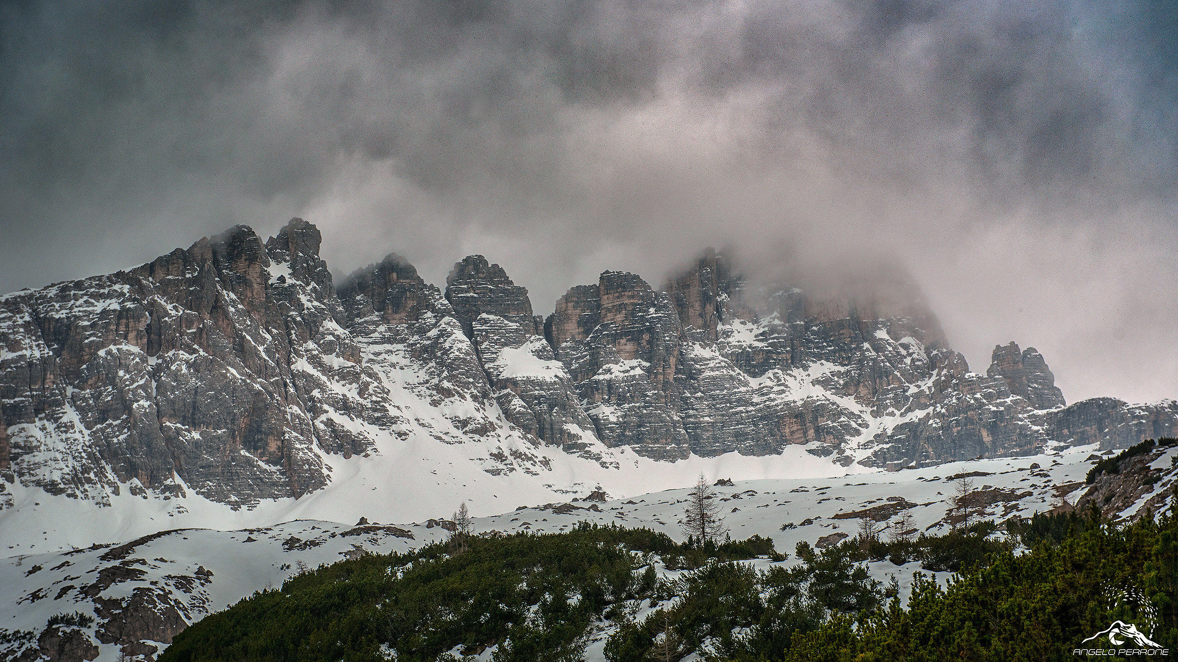 National Park Three Peaks - Snowstorm