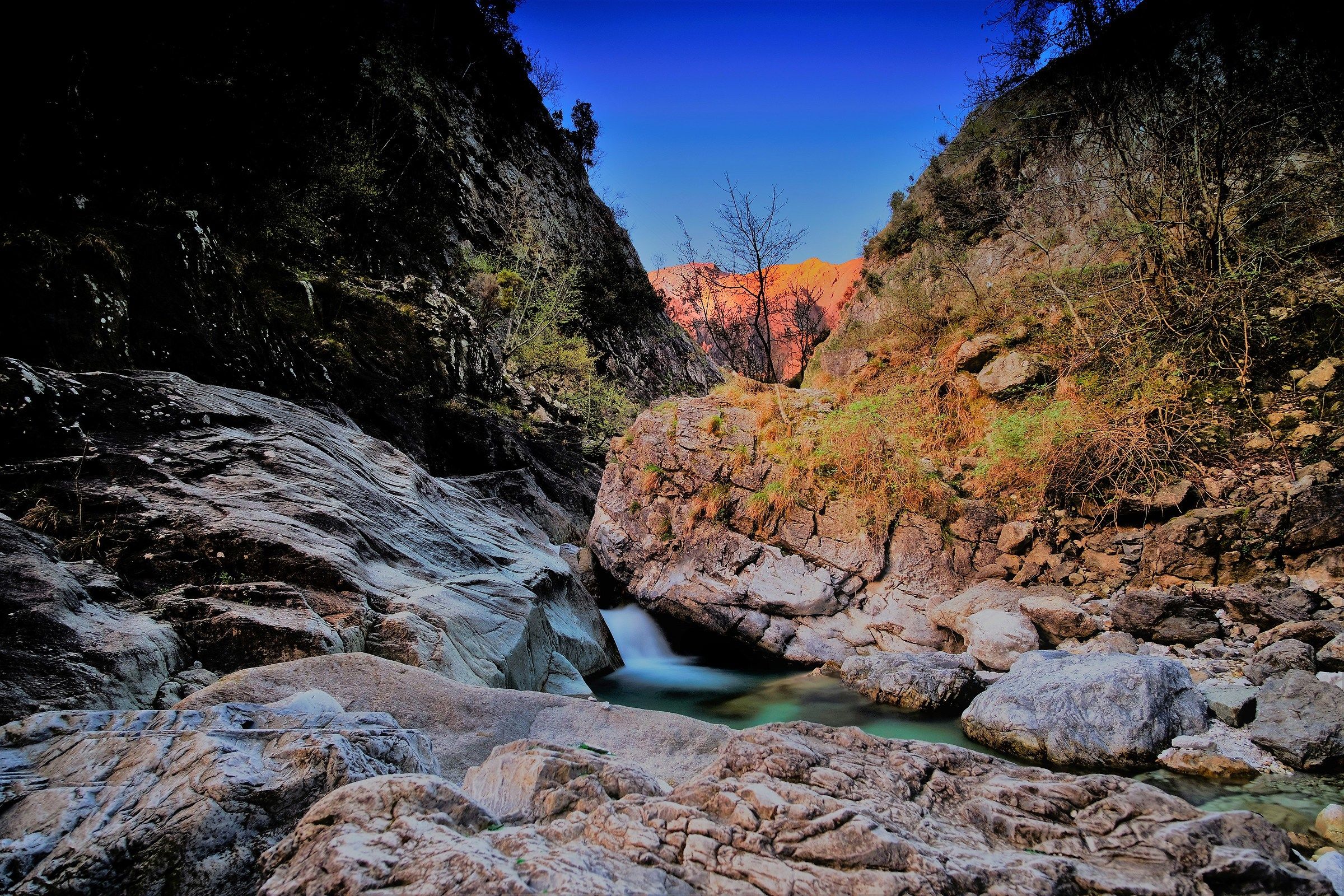 Fiume Renara Massa Toscana
