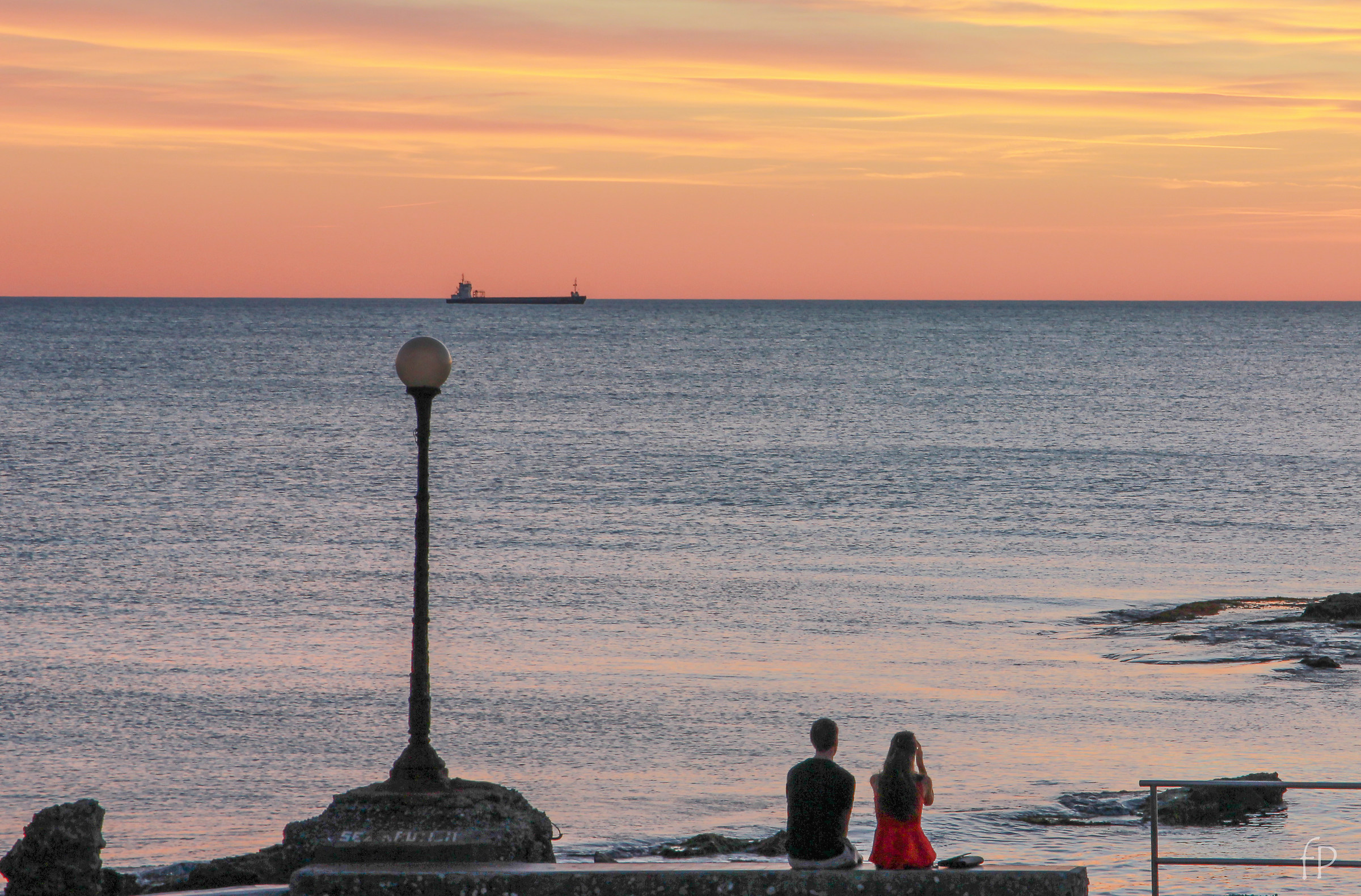 contemplando il tramonto