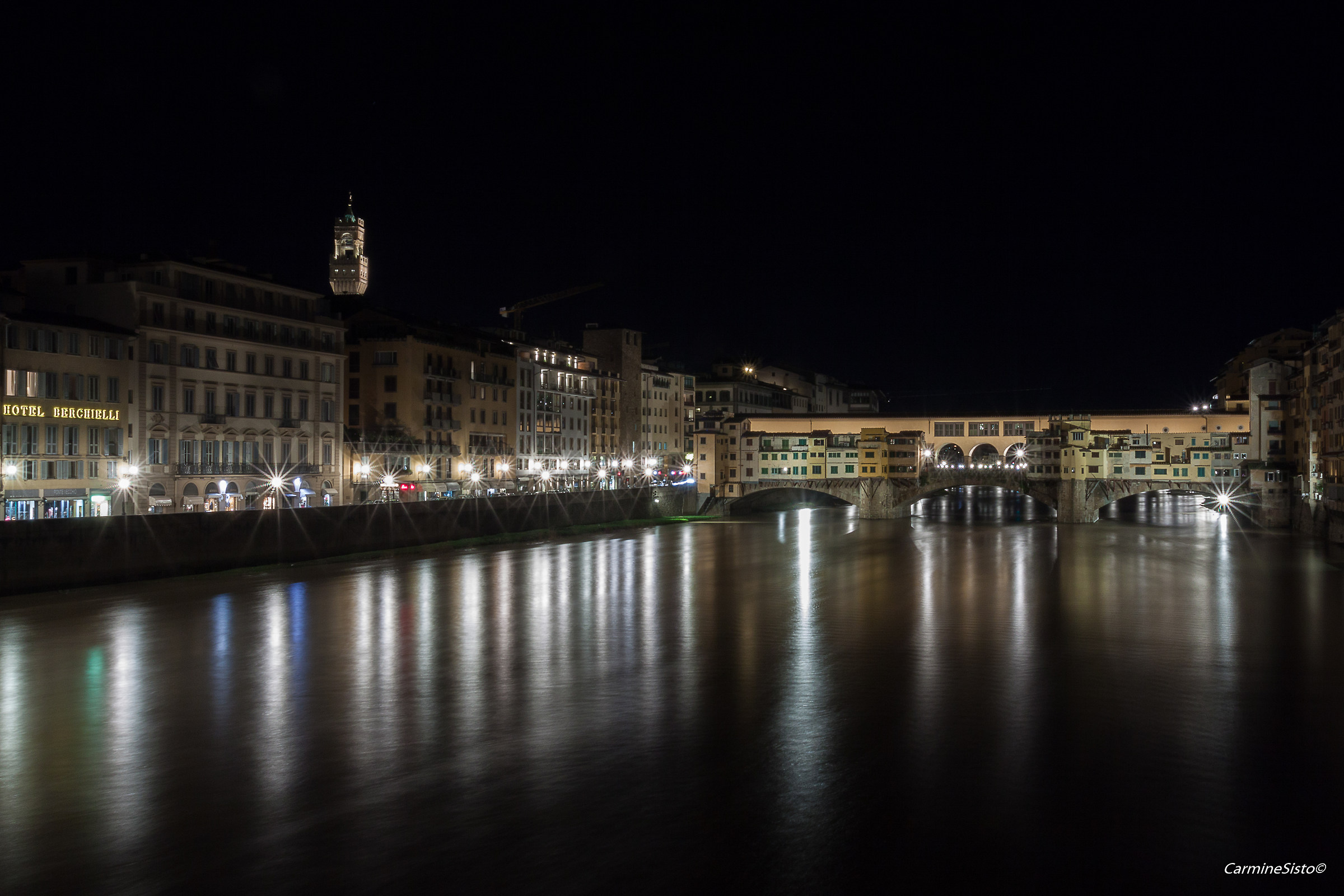 Ponte vecchio di Notte