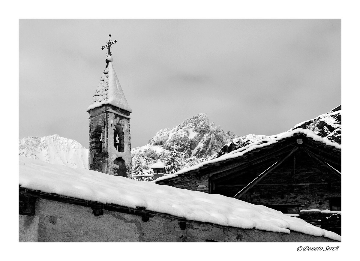 S. Anna di Bellino, campanile