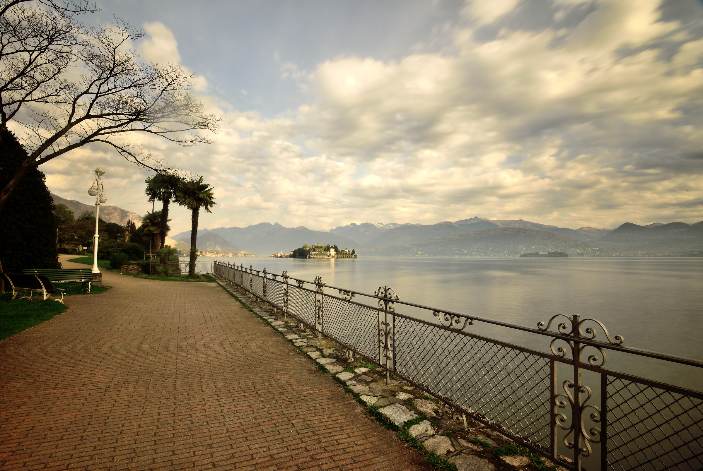 Stresa lakeside