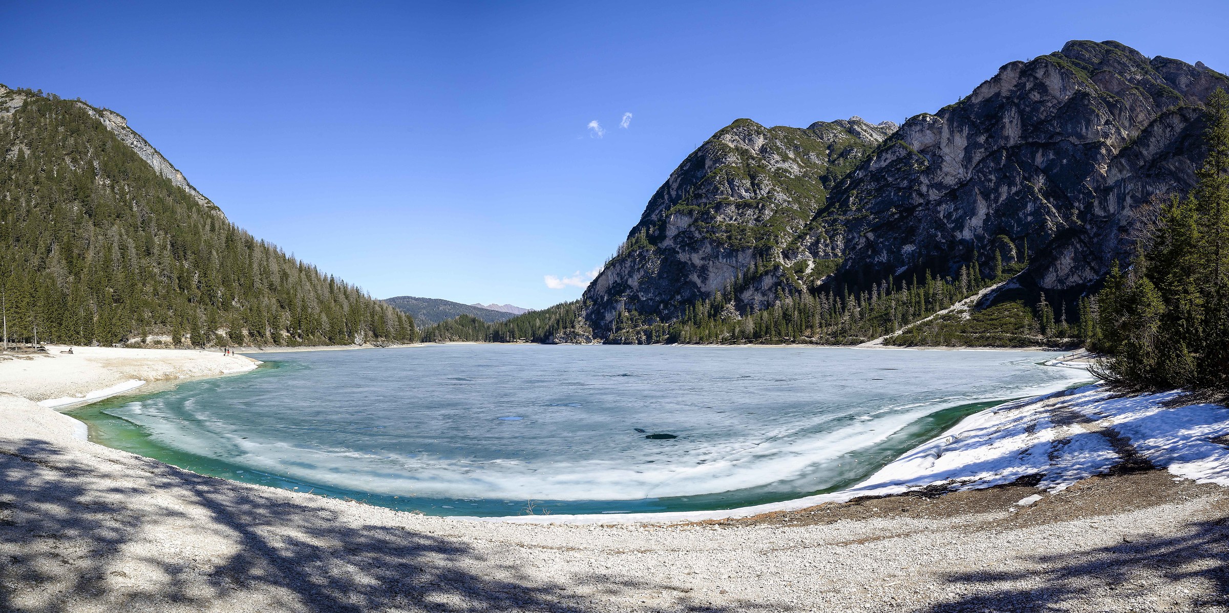 Lake Braies frozen