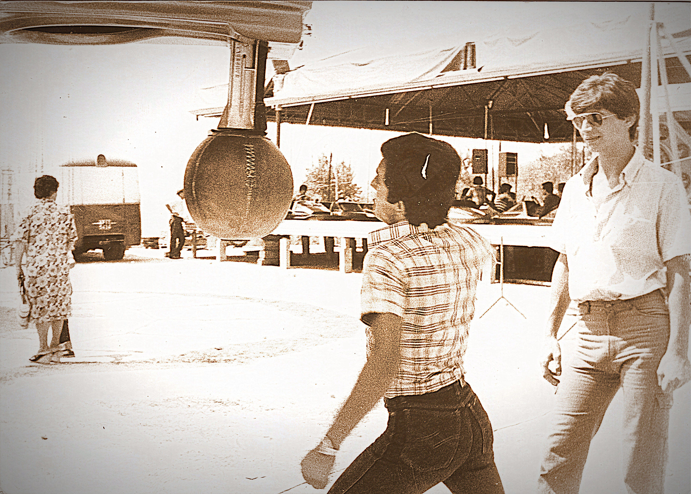 Prova di forza dell'amico