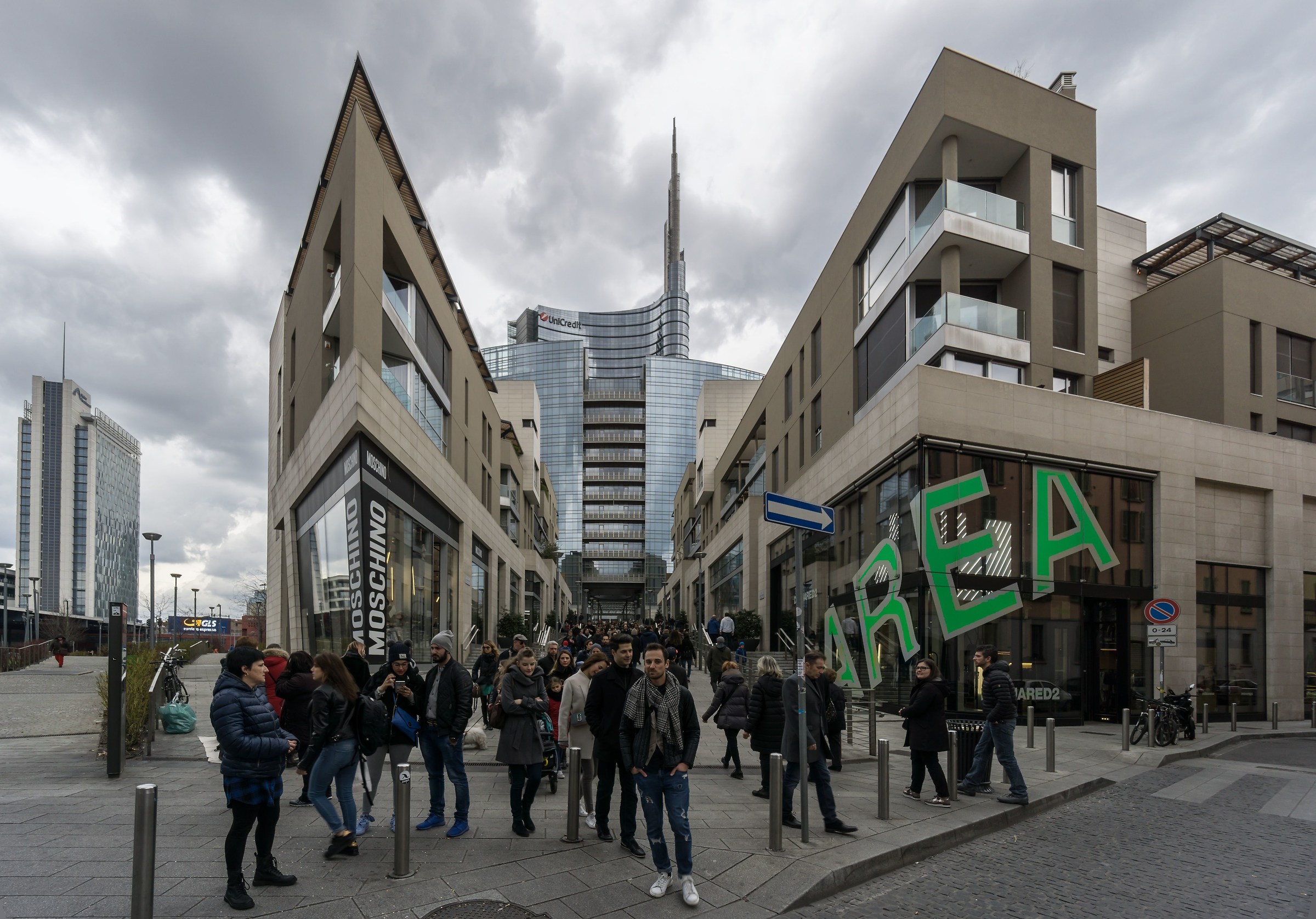 Via Vincenzo Capelli e Torri Unicredit A e C - 2