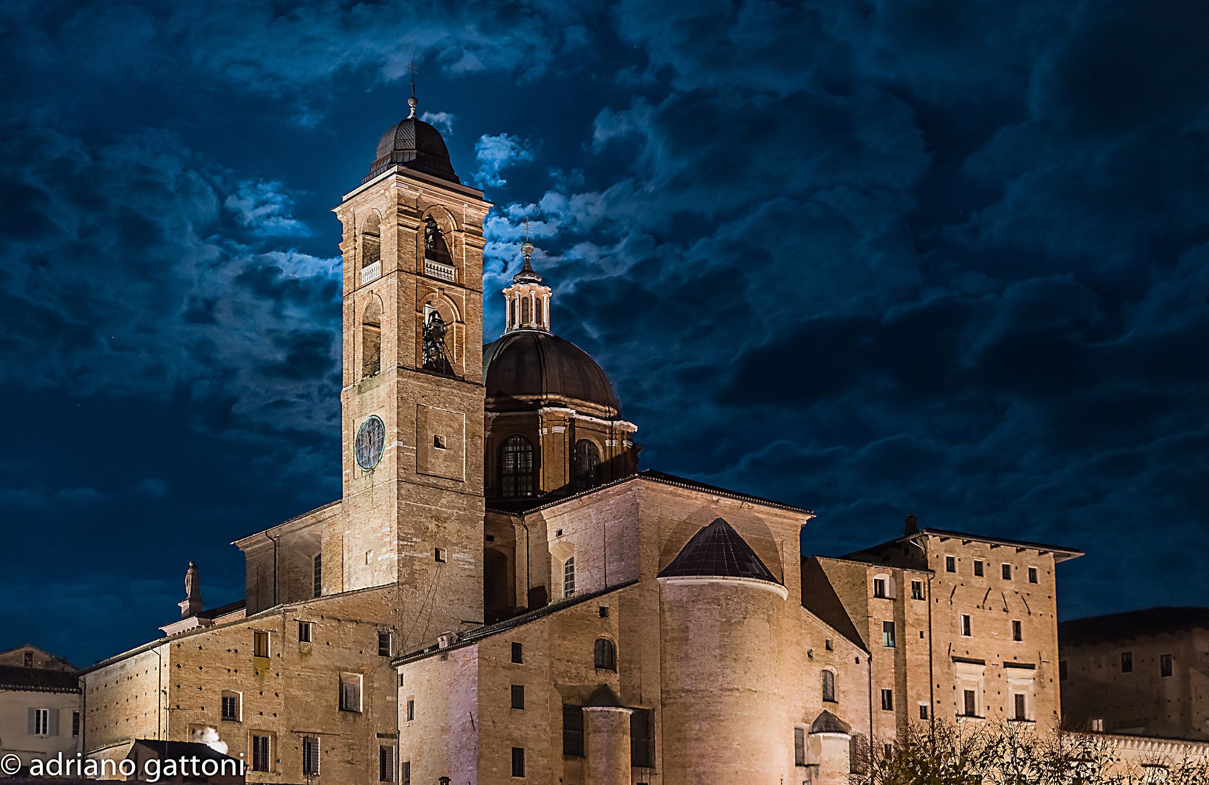 The sky above ... Urbino!