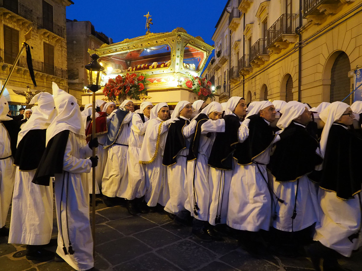 Good Friday in Mazzarino (cl) "U Signuri nù Litt...