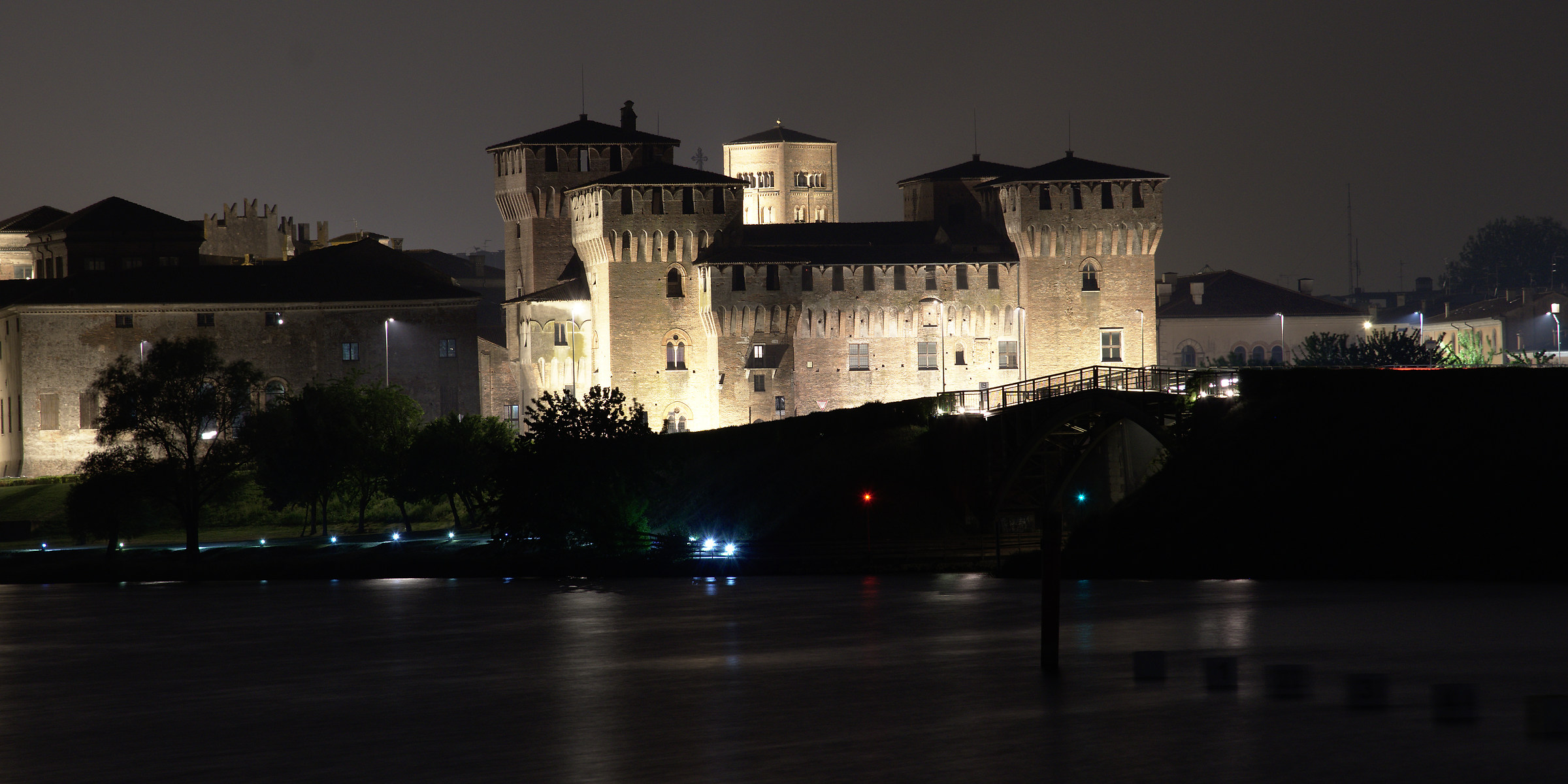 Mantova in tarda sera