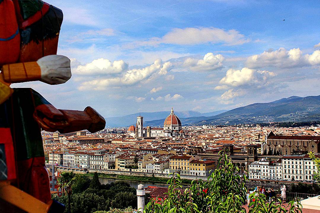 pinocchio observes florence