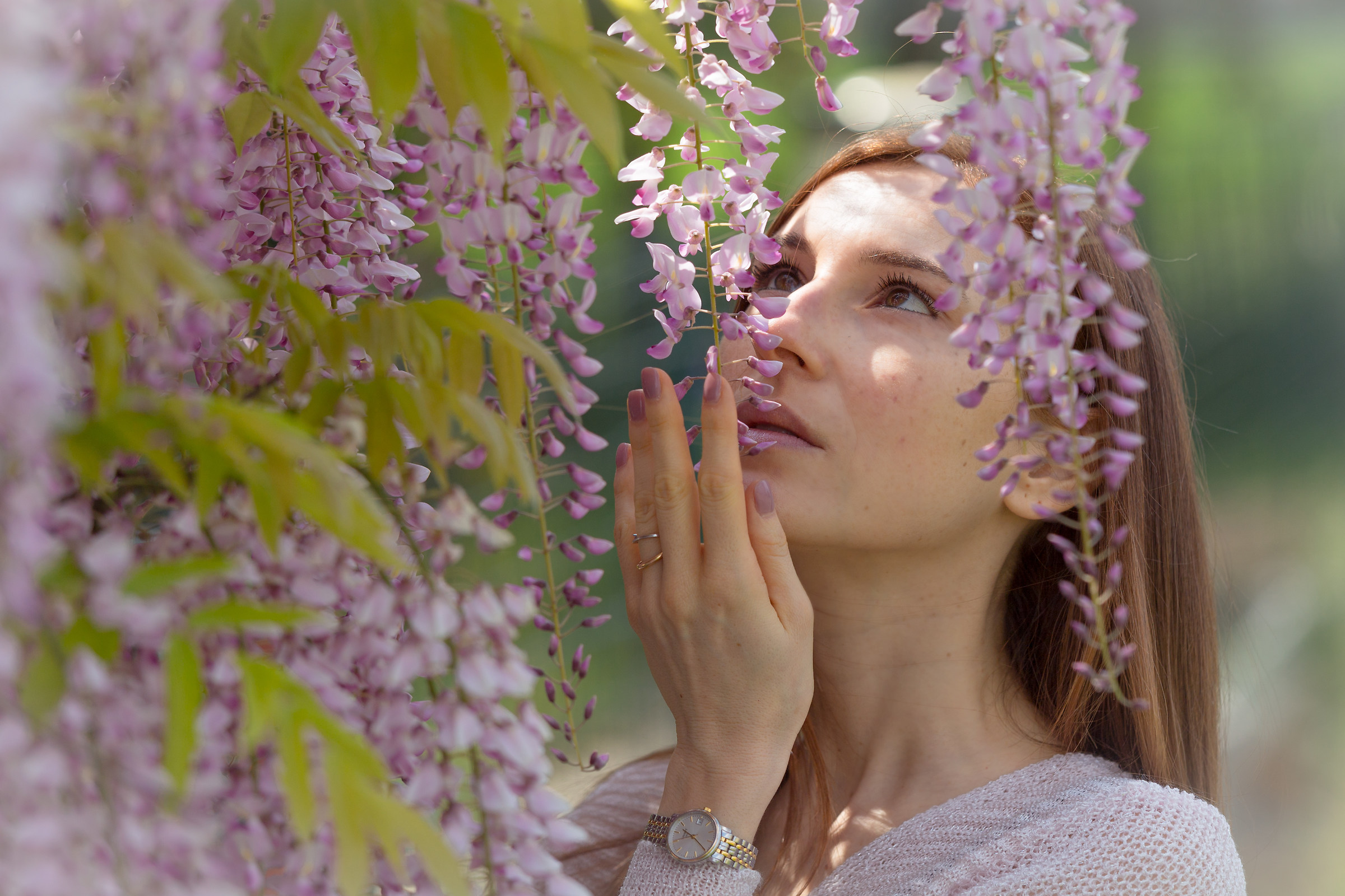 Alessia and wisteria